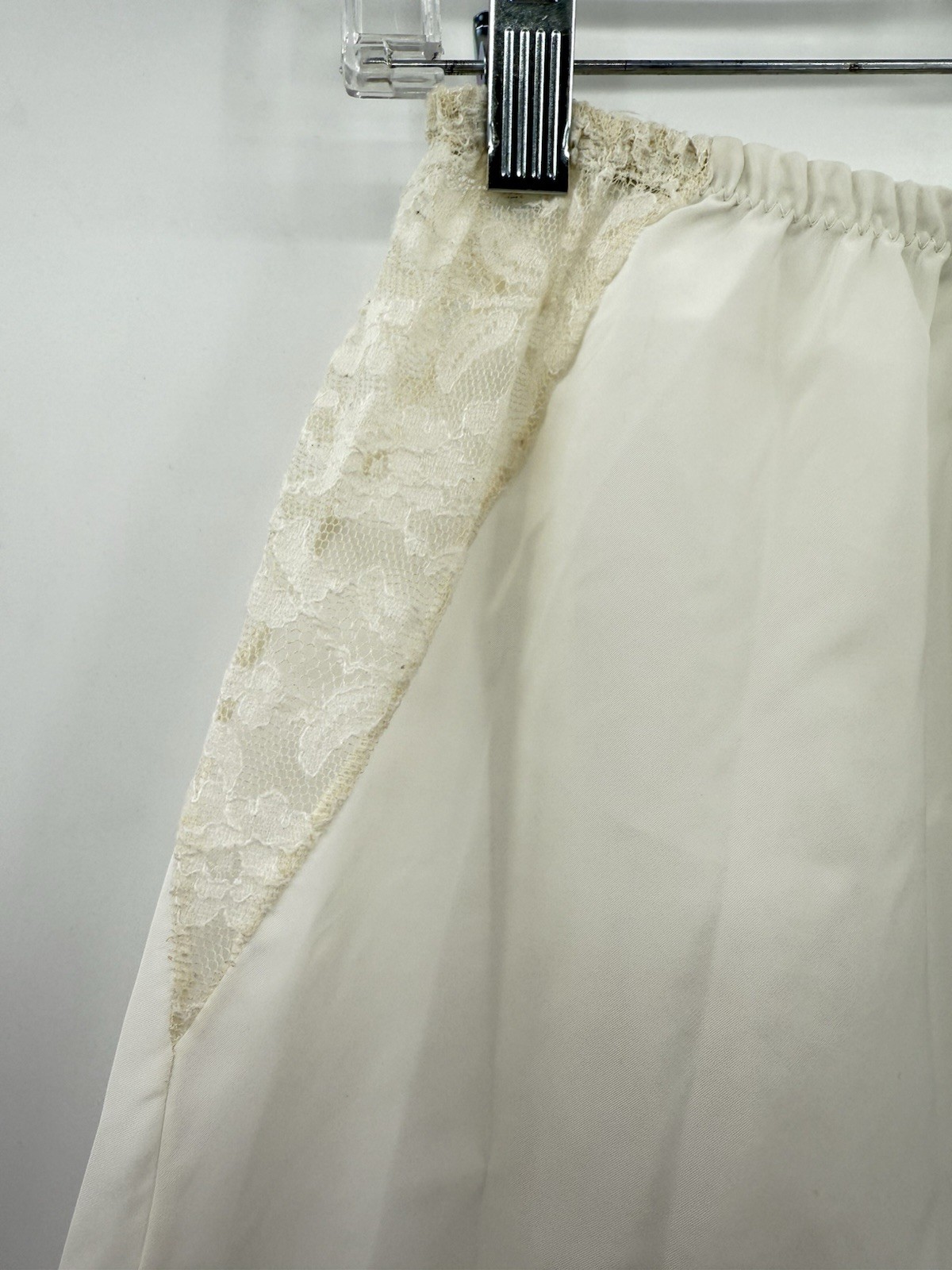 Vintage Barbizon Petti Pert Tafredda Half Slip Sz Med White 1” Lace Hem Lingerie