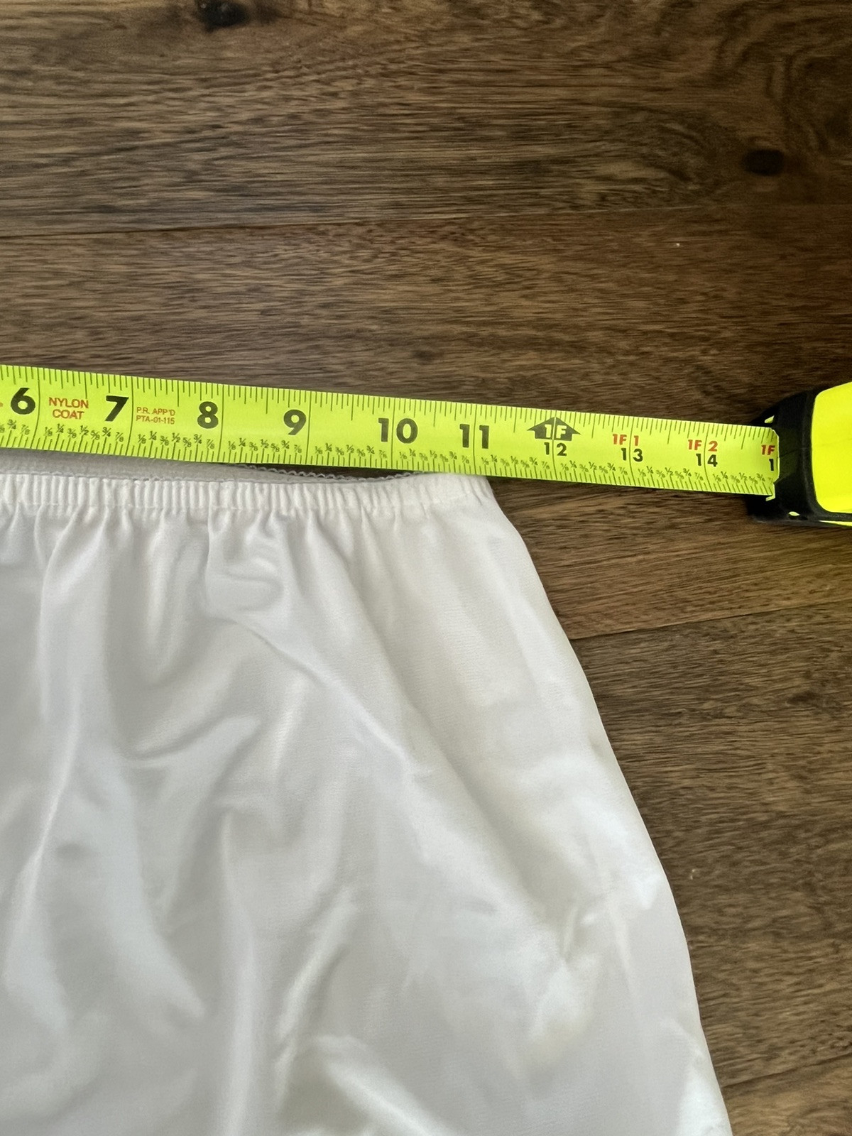 Vintage Medium 28″ Long Half Slip 100% Antron III Nylon