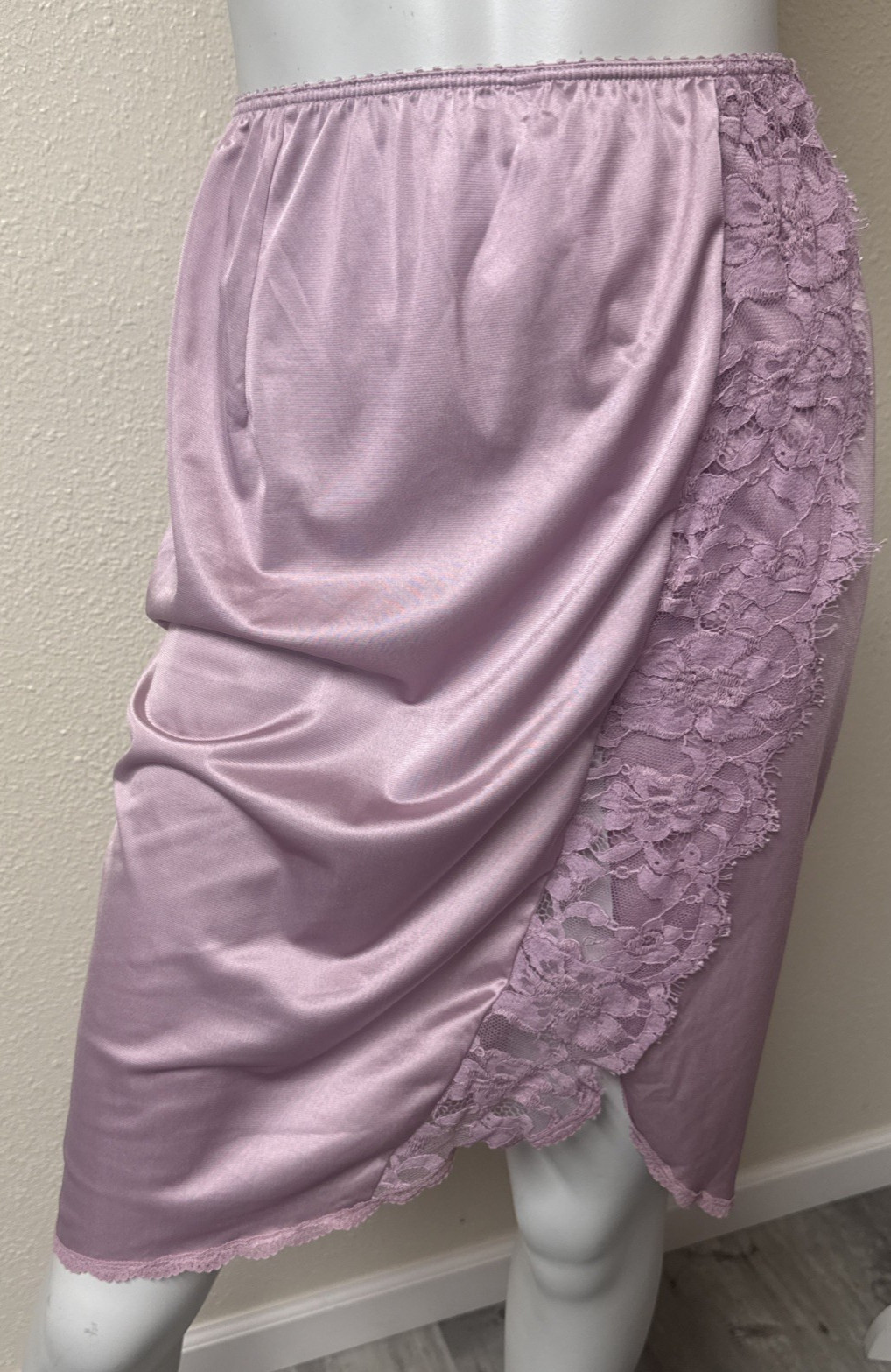 Vtg Half Slip Side Lace Slit XS Union Made Light Purple Lilac 1960s 1970s Pinup