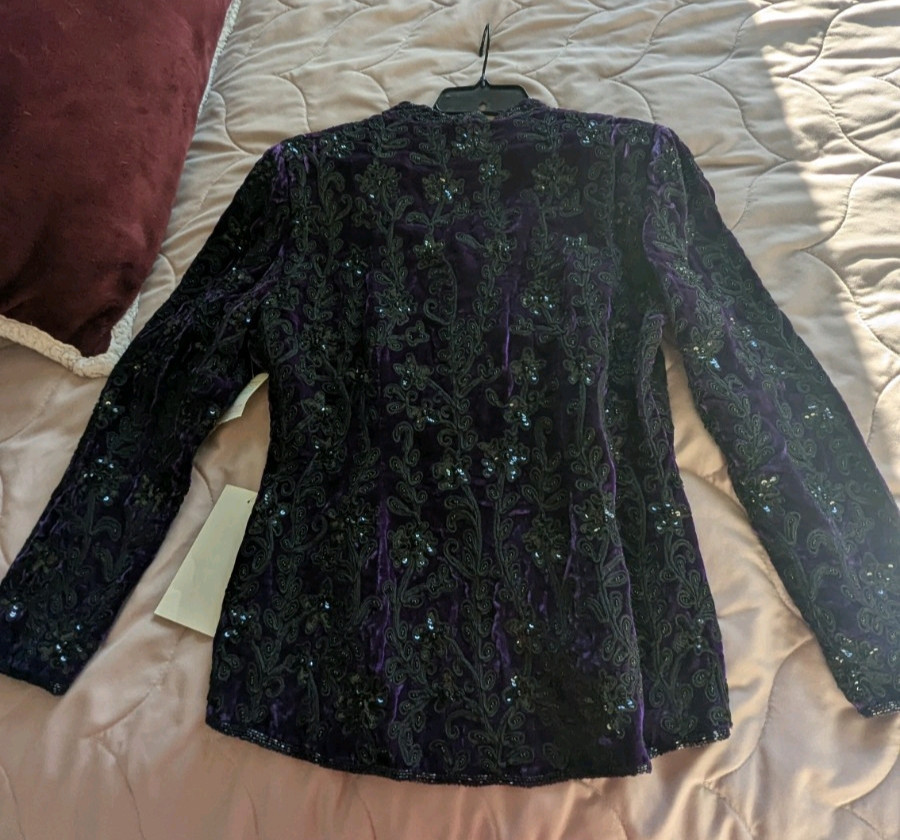 Vintage Niteline Della Roufogali Purple and Black Beaded Jacket Medium NWT