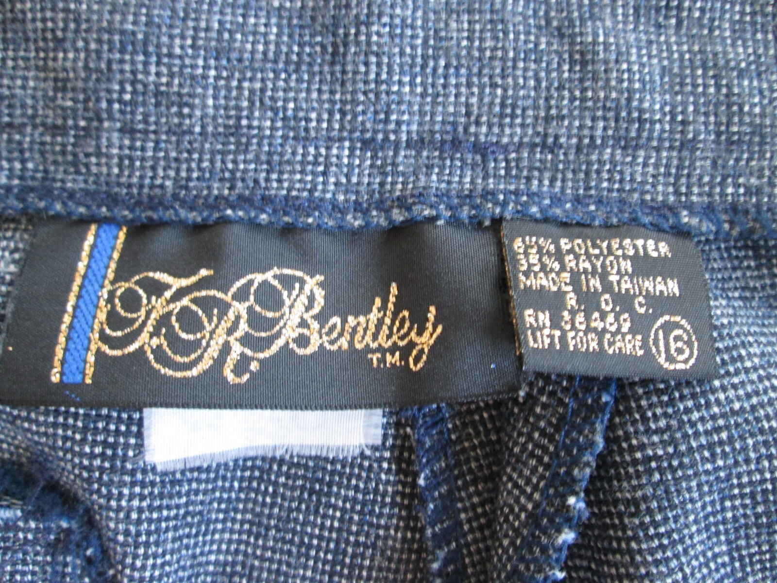 Vintage Bentley Pants 16 30×27 Blue Pleated Wide Tapered Leg High Rise Blend