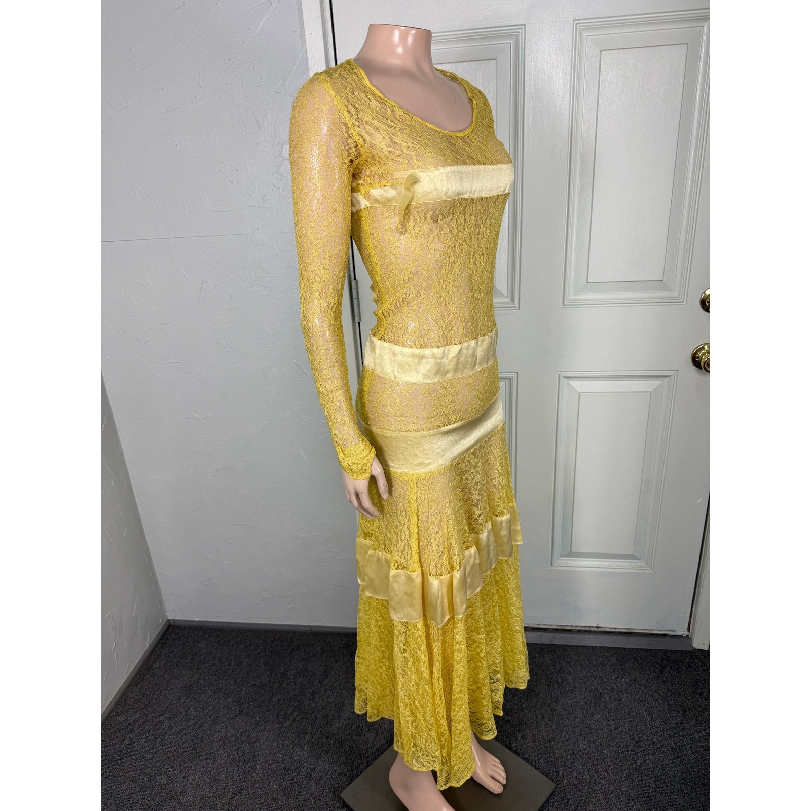 Vintage 1930s Silk Lace Dress Floral Sheer Maxi Long Sleeve Tiered Pullover N21
