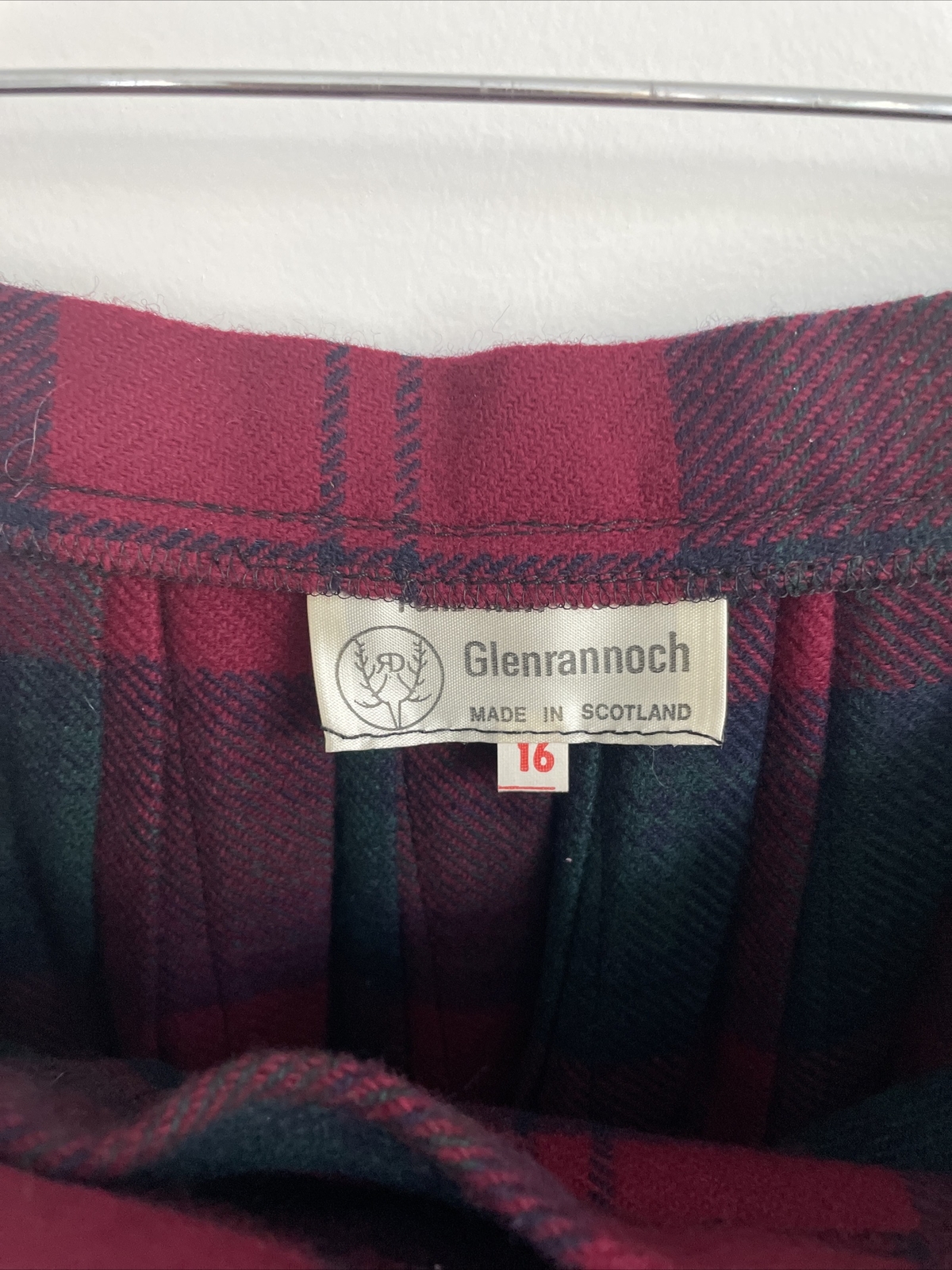 Vtg Glenrannoch Womens SMALL Wool Scottish Plaid Skirt Kilt N21