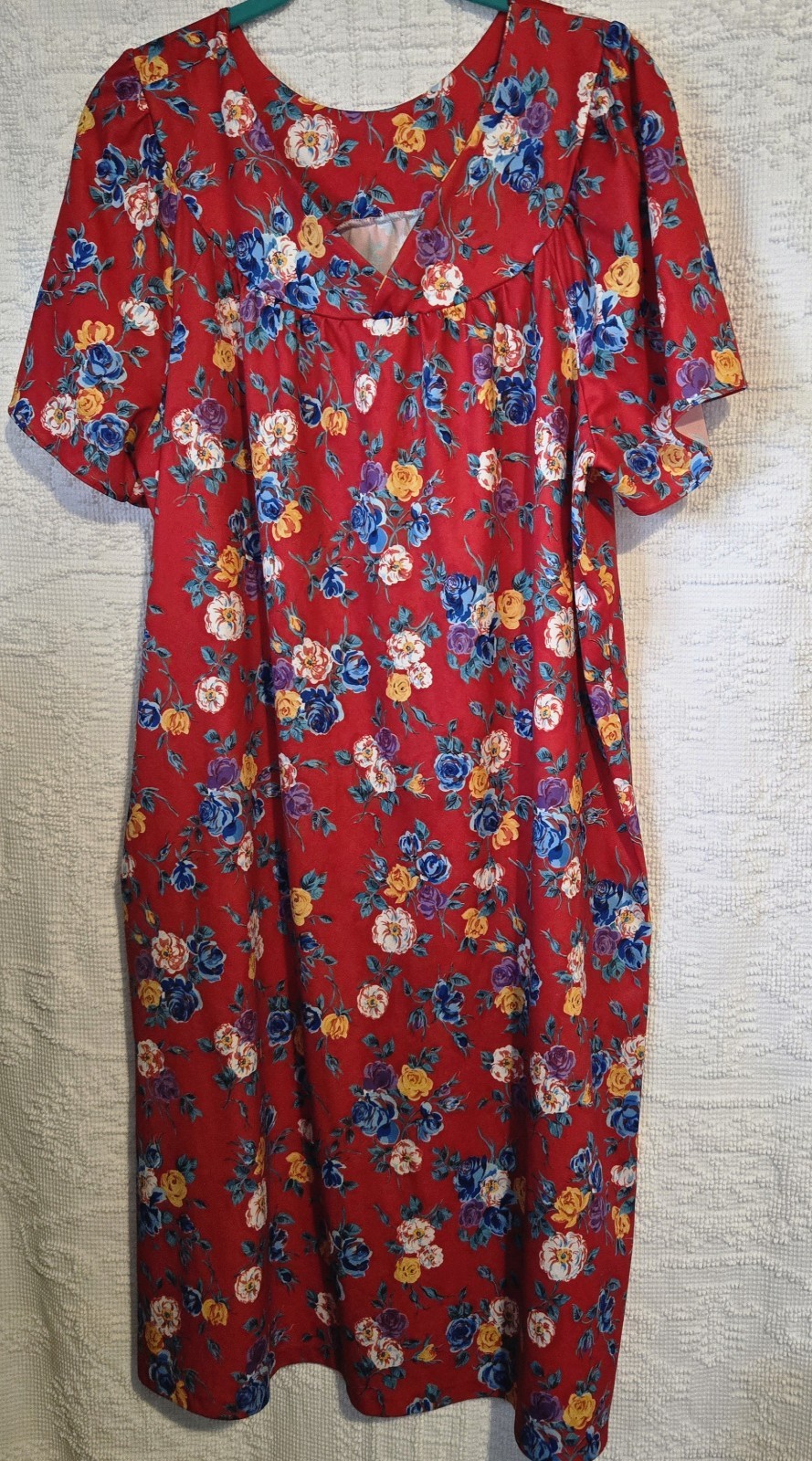 Vintage Coffee Club Red Floral Muumuu Kaftan Lounge Nap Dress. 1 Pocket