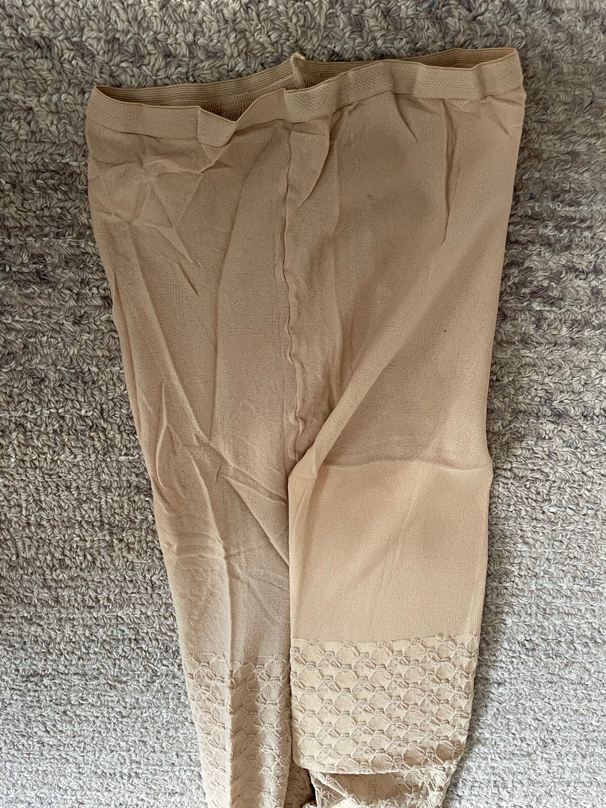 1 Pair Vintage Tan Textured Spellbound Pantyhose Petite 7 1/2”