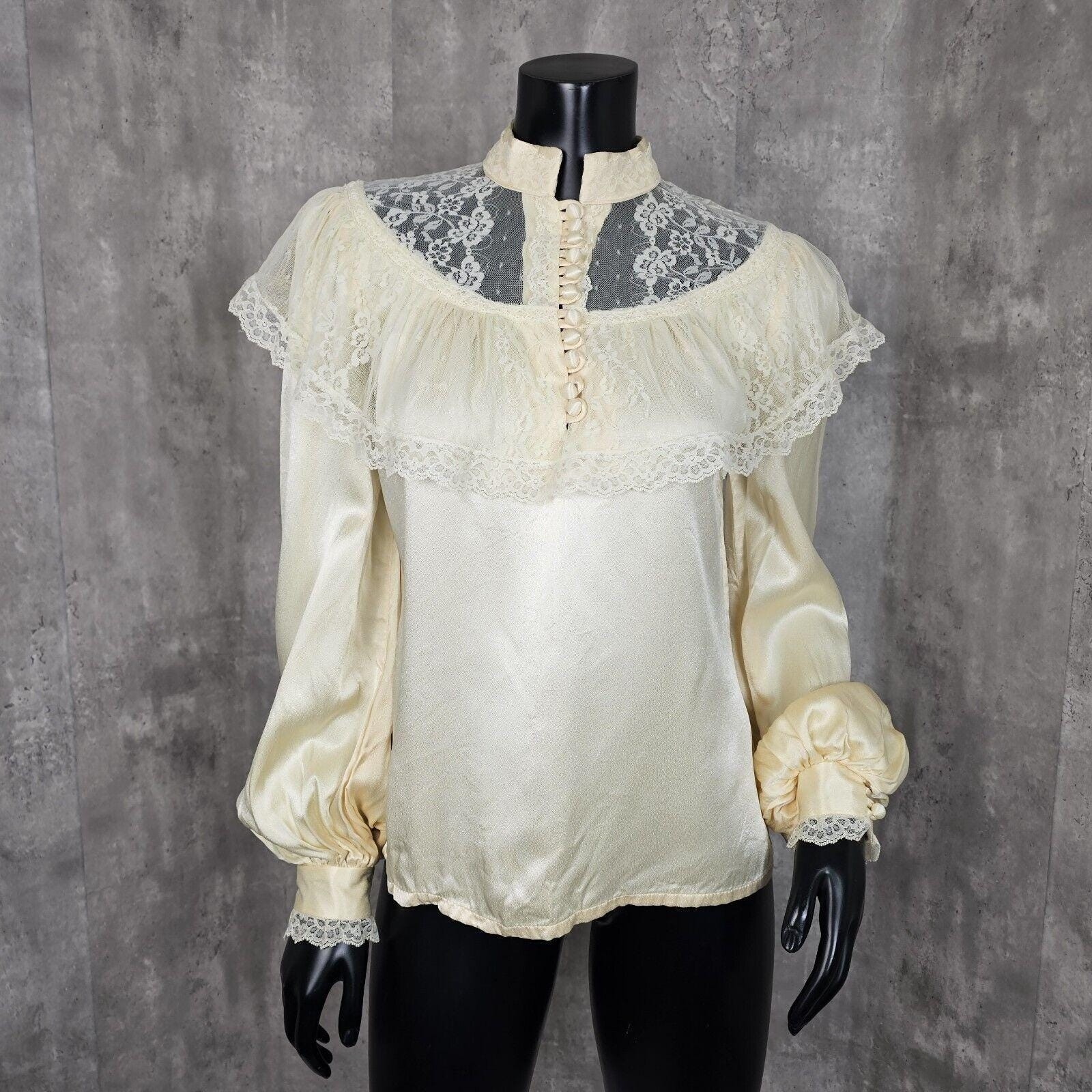 Vintage 70s 80s Gunne Sax Ivory Lace Victorian Prairie Blouse Cottagecore