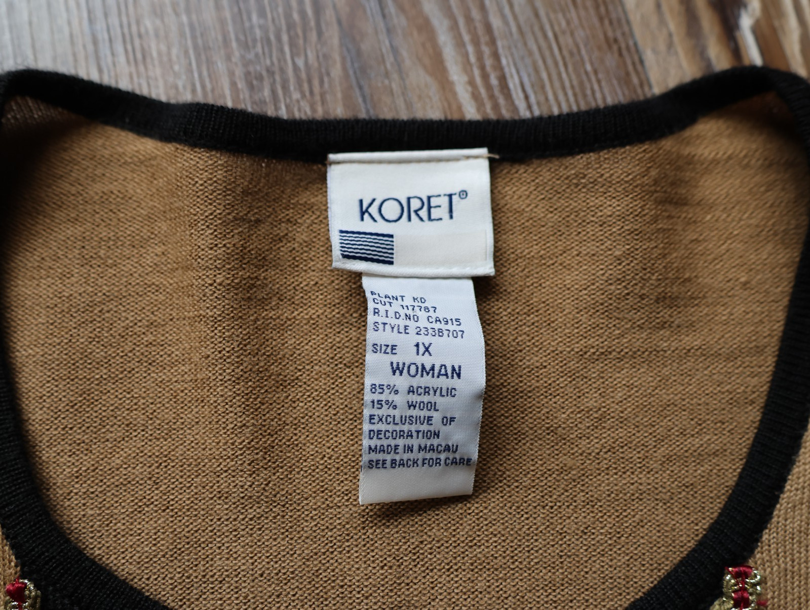 Vintage Koret Paisley Embroidered Beaded Cardigan Boho Tan Black Womens 1X