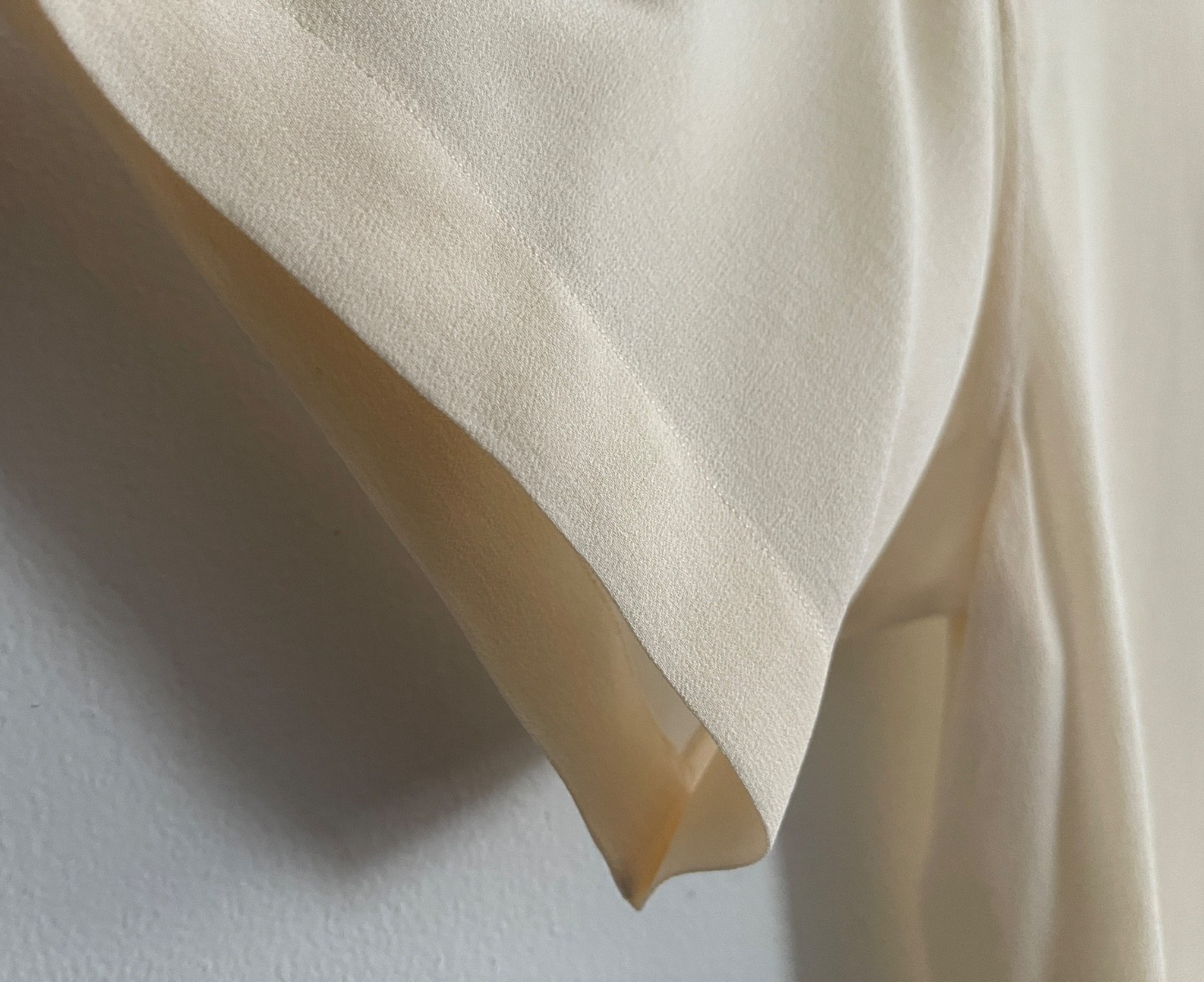 Max Mara 100% Silk Crepe Blouse w Draped Panel 1980s NWOT Sz 4 Fits M – Italy