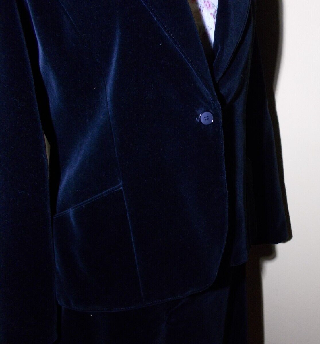 VTG Joyce Sportwear Velvet Skirt Suit Size S MADE IN USA Color Black EUC