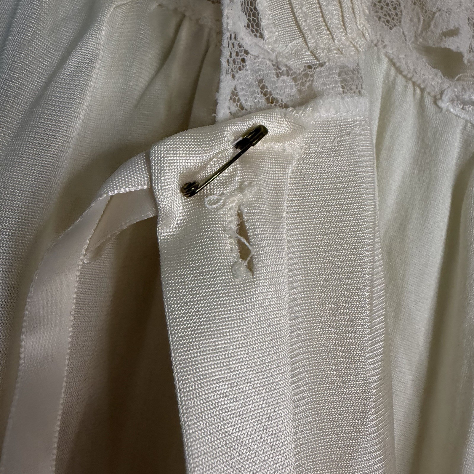 Vintage Peignoir Set Cream With Lace Detail Has Some Flaws Size Medium JCPenney