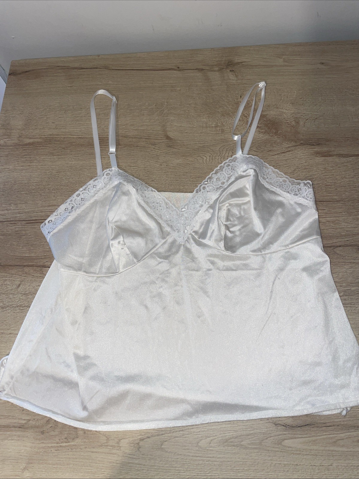 Vtg Vanity Fair White Nylon Rosette Lace Full Slip Dress #10-103 Sz 36/42