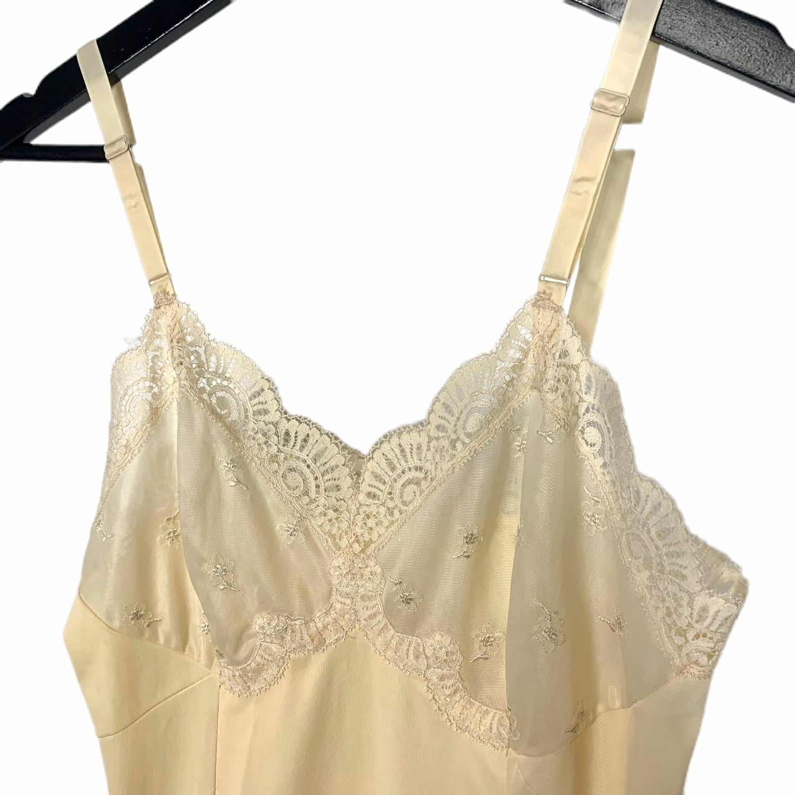 Vintage 50s Sears The Doesnt Slip Cream Fortrel Polyester Slip Medium