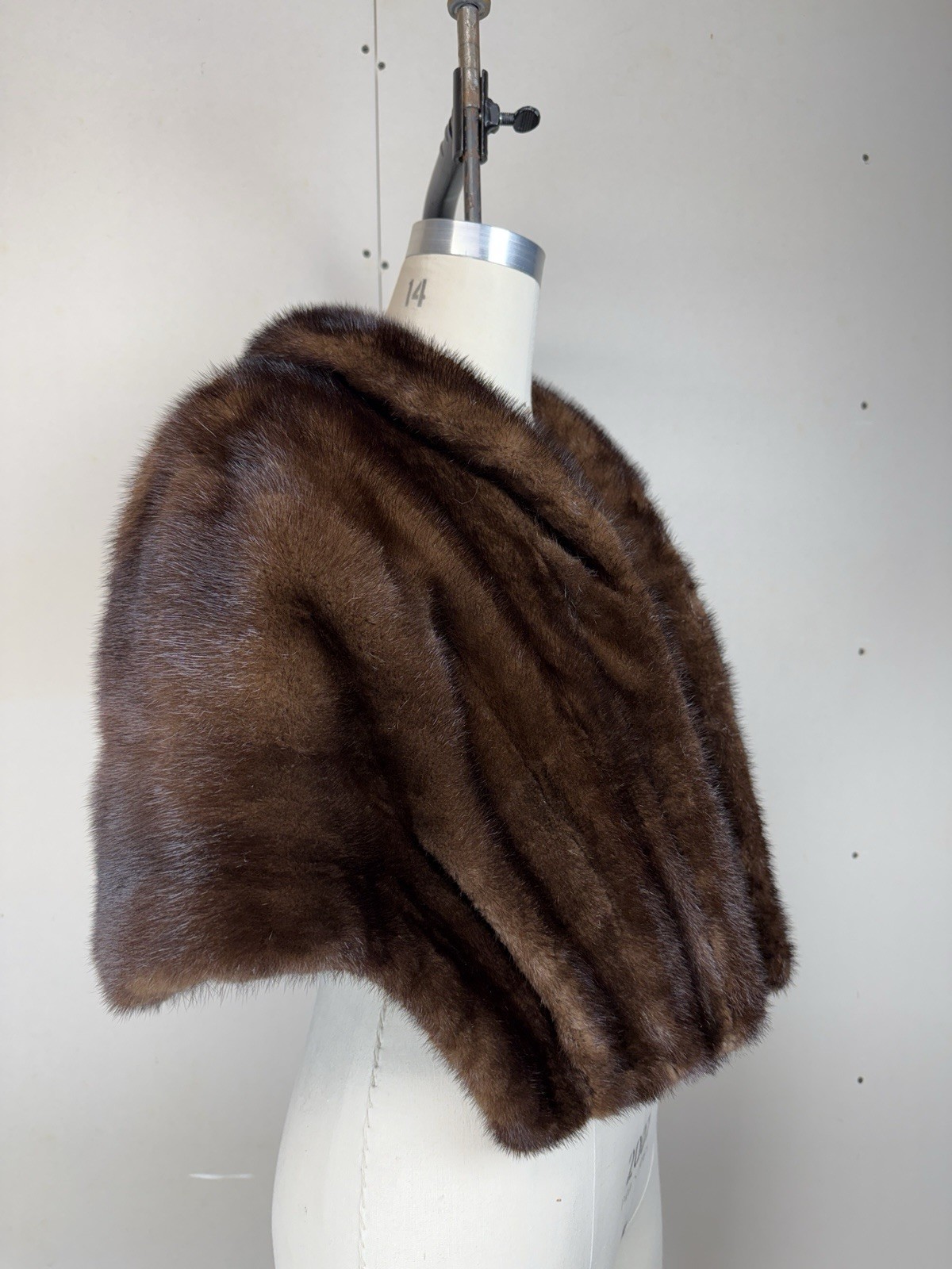 Vintage Fur Stole Cape Brown Mink 40s 50s Shawl Wrap Old Hollywood Glam Beckman