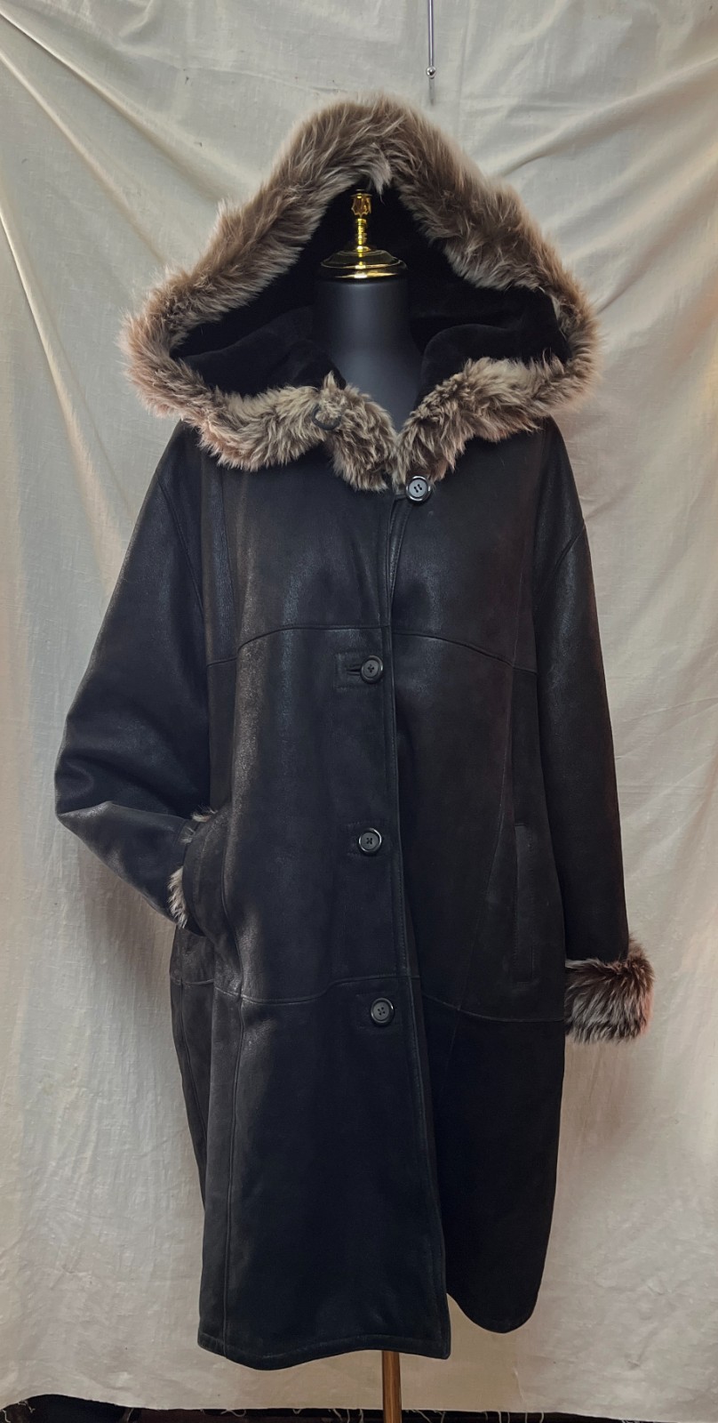 JEAN GUISE Beautiful BLACK Lamb 100% SHEARLING FUR Hooded COAT & TOSCANA TRIM
