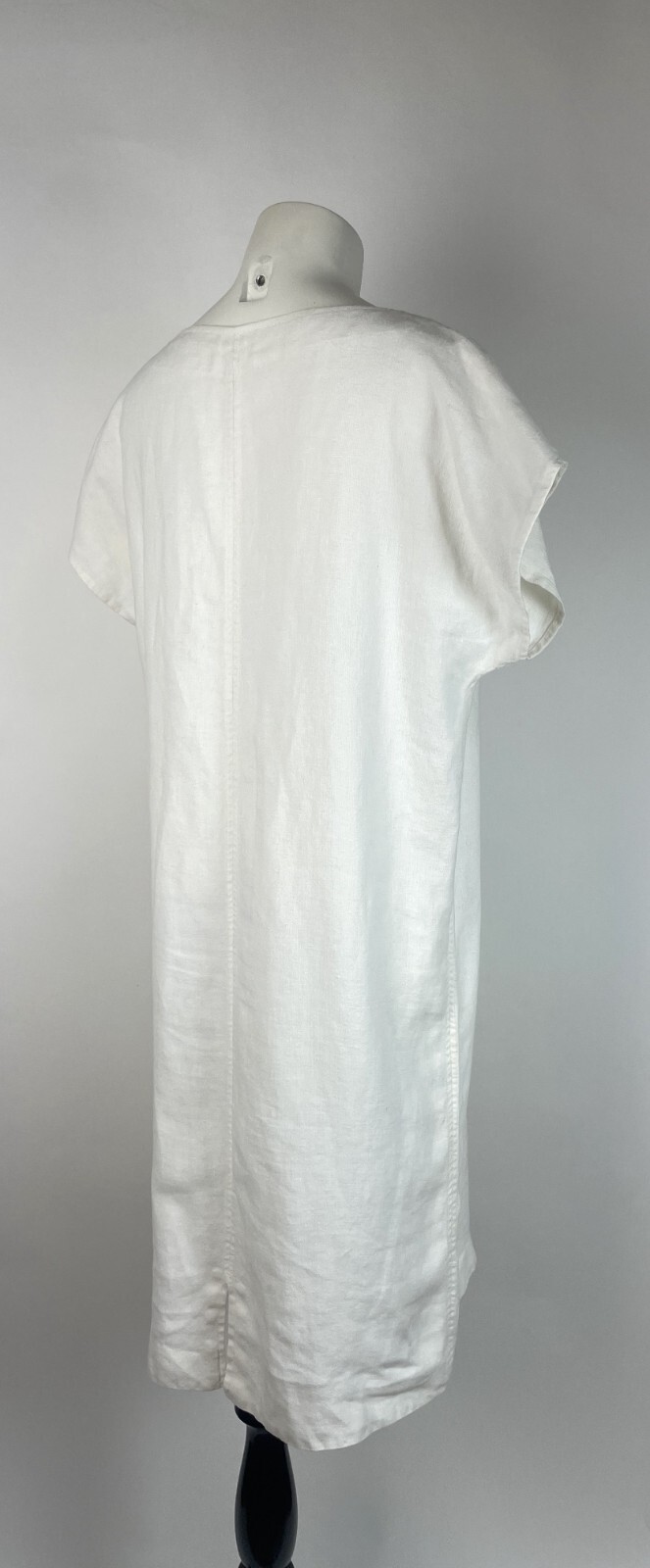 VTG 1990’s White Embroidered Floral Loose-Fit Dress Size XL