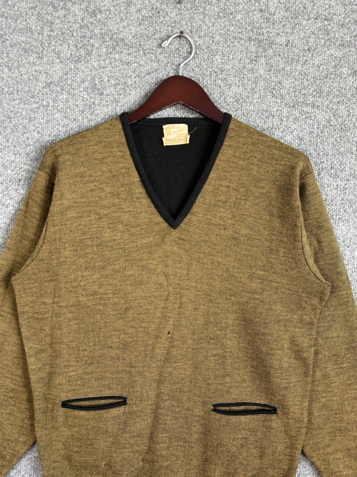 True Vintage Merino Australian Wool V-Neck Sweater 50s 60s Womens Large Union