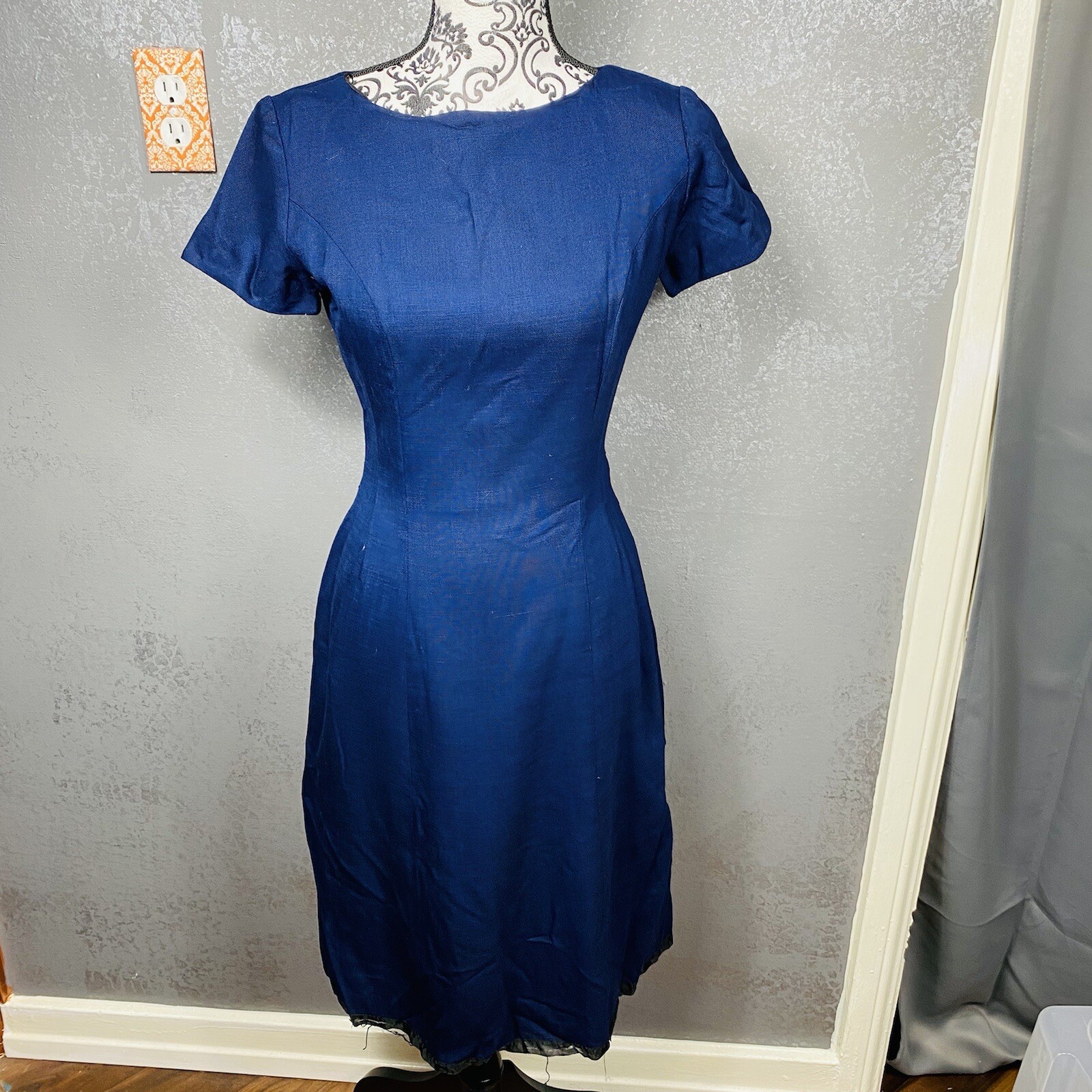 True Vintage 50s 60s Helen Whiting Navy Sheath Wiggle Dress Librarian