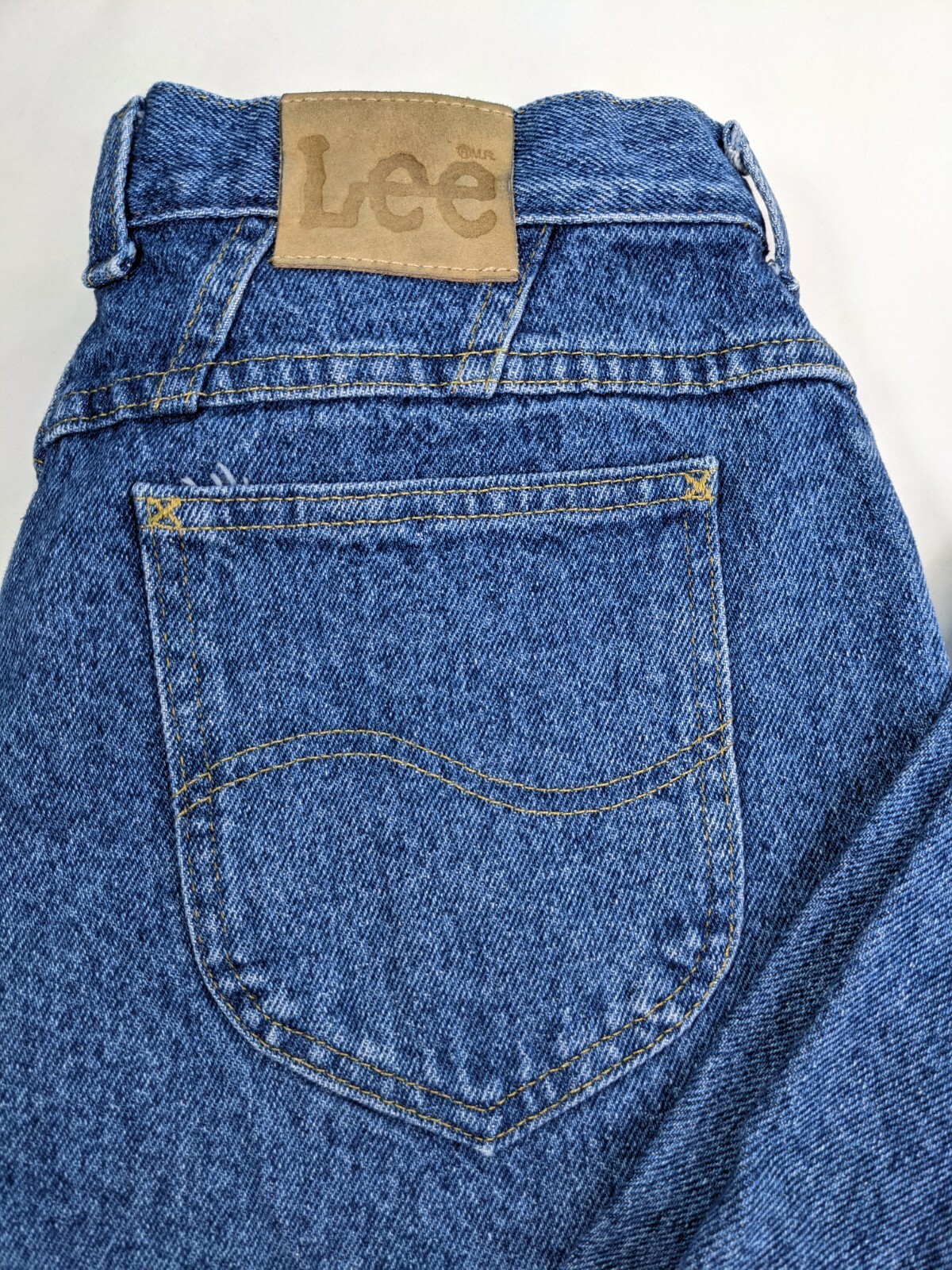 Vintage Womens Lee Jeans 32×31 16M, Denim Made In USA 90’s