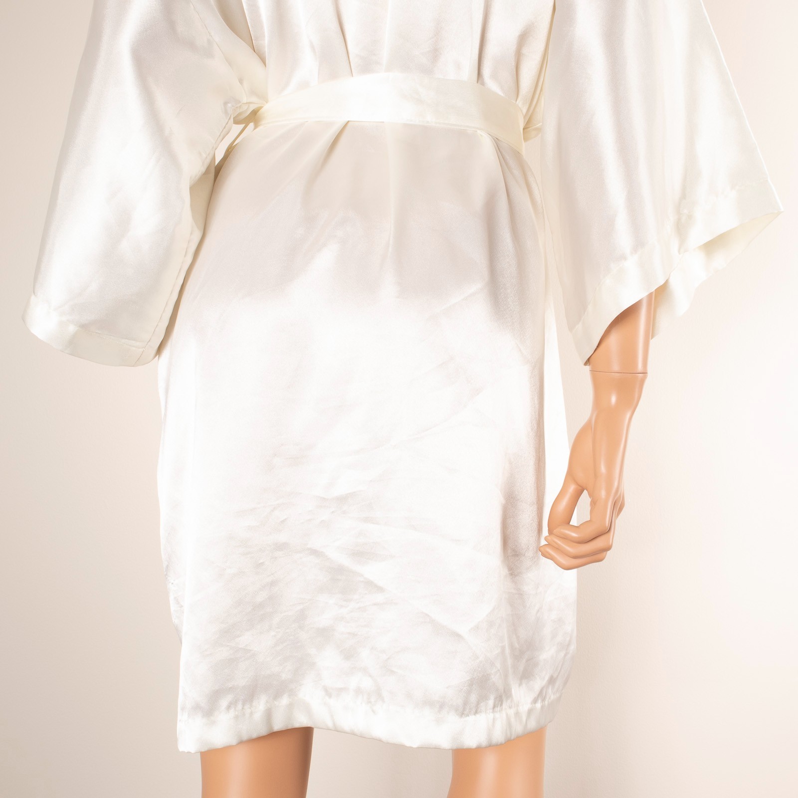Vtg CALIFORNIA DYNASTY Cream Robe Kimono Satin Bridal Embellished Nightgown L