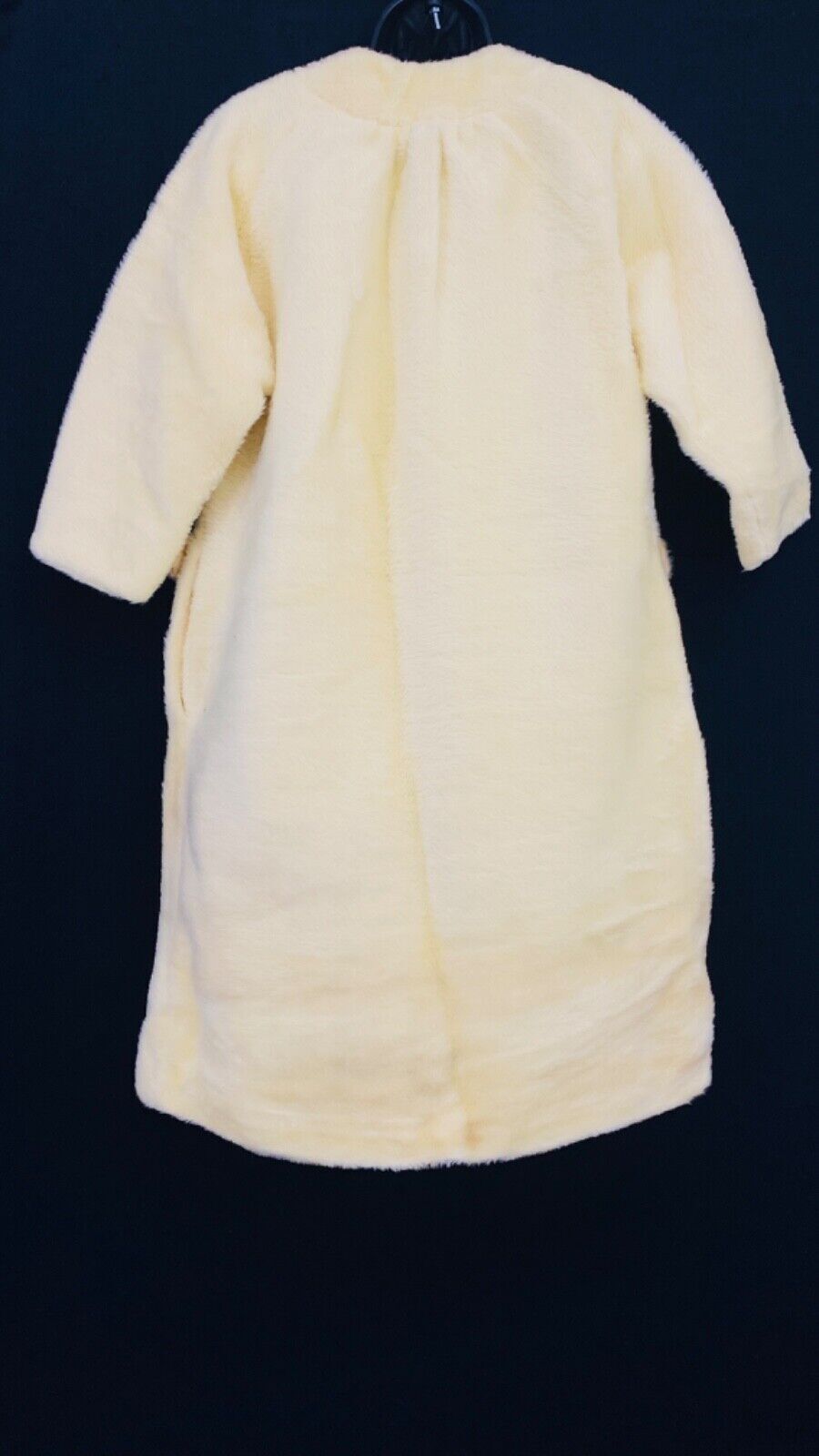 Vintage 1960s light yellow plush robe, ivory fuzzy house coat NOS deadstock S