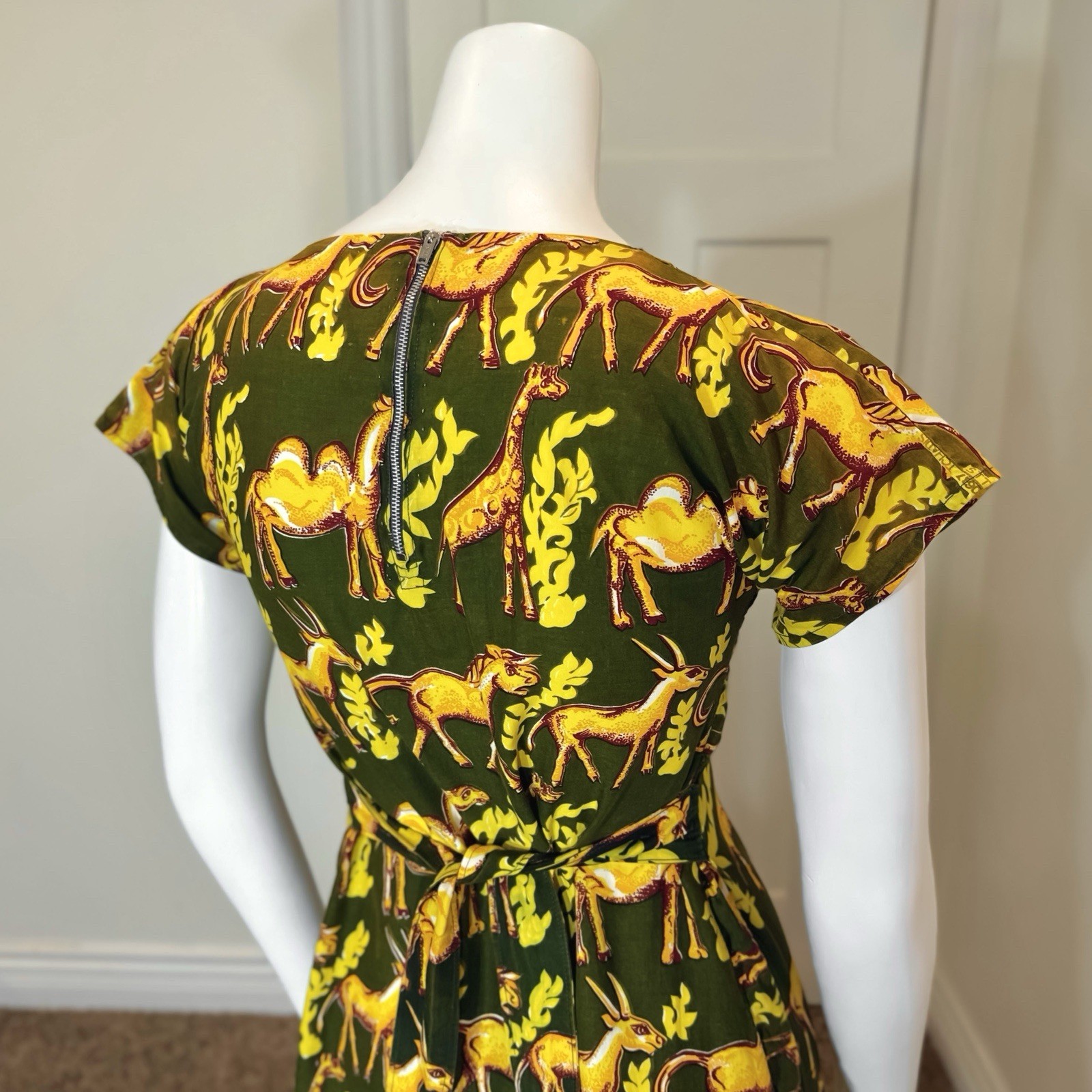 Vintage 1940’s SAFARI PRINT COTTON DRESS S Belted Skirt Ruffle Tiki Animal Print
