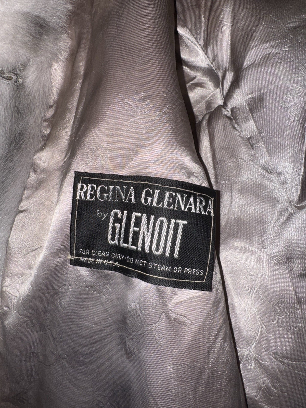 Vintage 60s Regina Glenara by Glenoit Faux Fur Stole Capelet Jacket Gray
