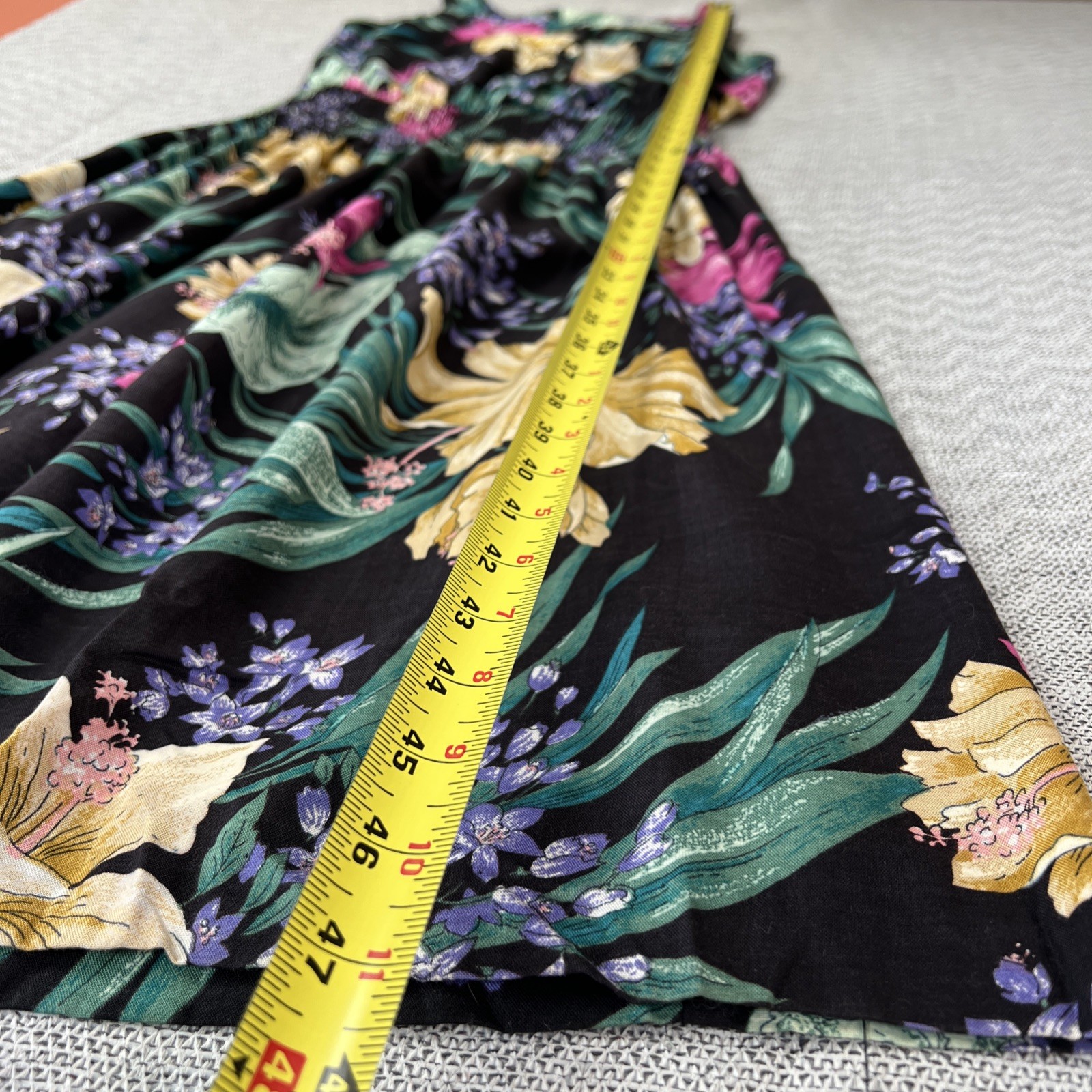 Vintage Liberty House Young Hawaii Floral Sleeveless Midi Dress Size Small Rayon