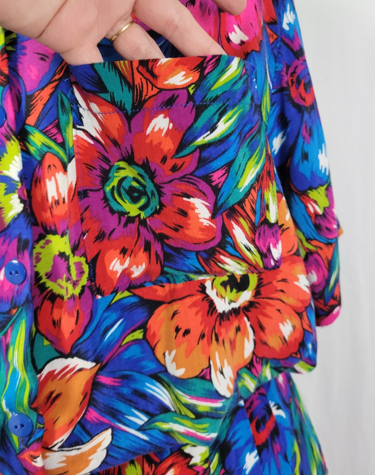 Vintage Grand Nouveau Bright Floral Top & Pleated High Waisted Shorts Size Large