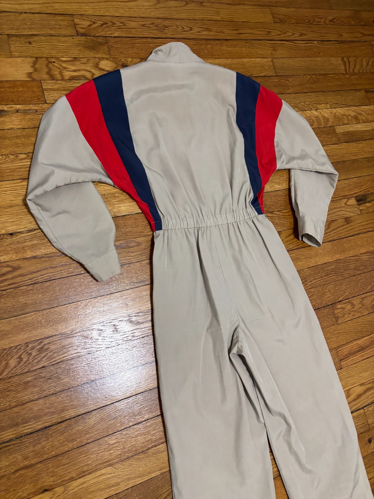 Vintage 1960’s Sue Brett Womens Jumpsuit Size 7/8 Beige Coveralls Zip Up Flyers