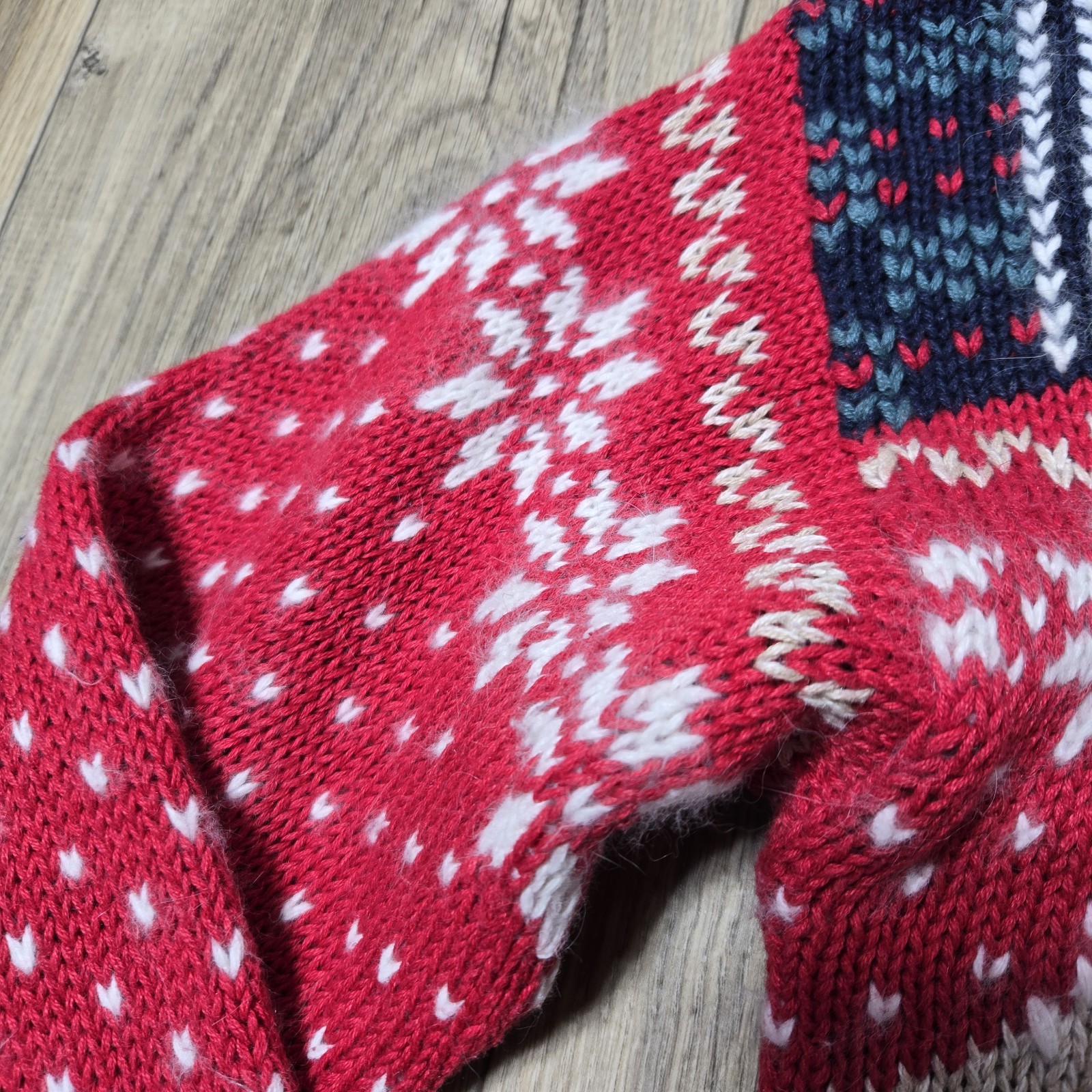 VTG NorthCrest Womens Cardigan Size M Red Multicolor Winter Holiday Angora Knit