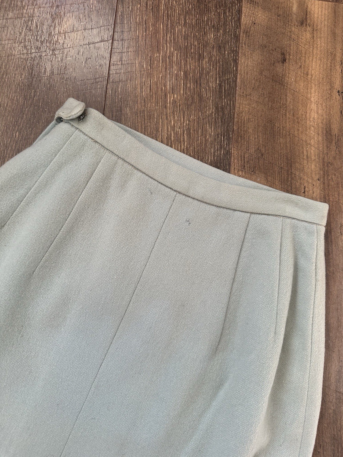 Vintage 1950s Winter Blue Wool Pencil Skirt By The Inner Circle Sportempos