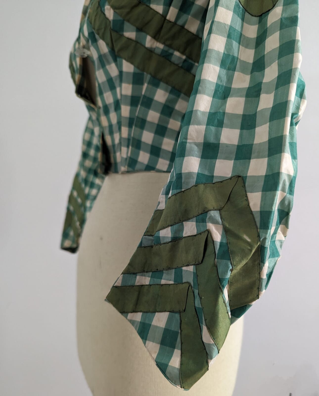 CIVIL WAR 1860’S GREEN CHECK SILK TAFFETA BODICE W/ SILK STRIPE DETAIL