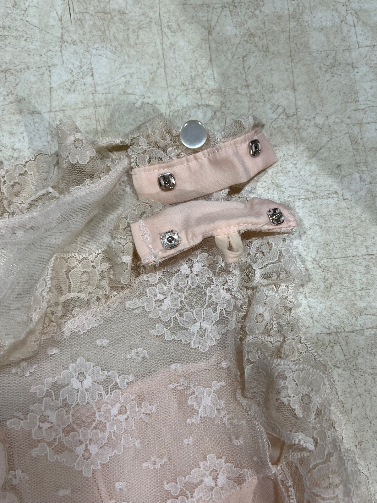 Corhan Noumair VINTAGE Pink Long Dressing Nightgown Lace on Top/Bottom Nursing?