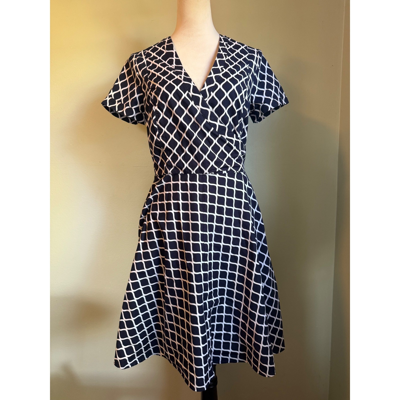 Boden Blue White Faux Wrap Dress preppy whimsi Y2K classic resort mini retro 8