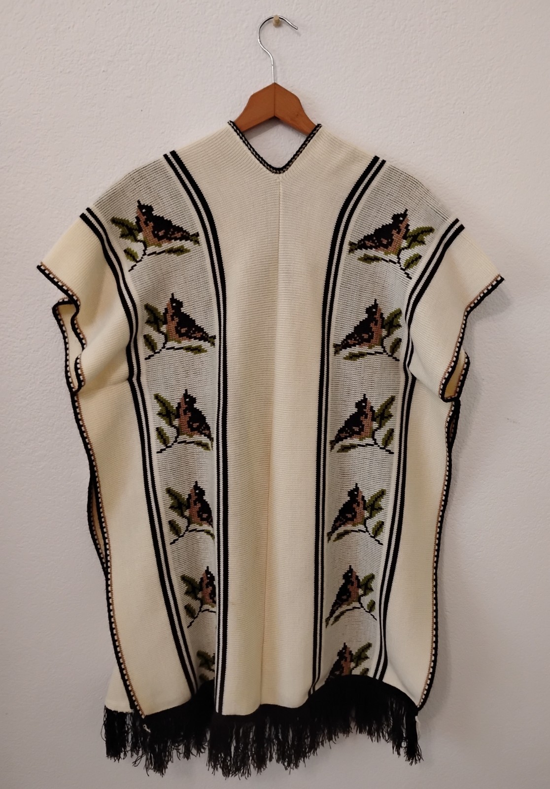 Vintage Bird Print Knit Tie Front Split Side Poncho With Fringe Boho Western