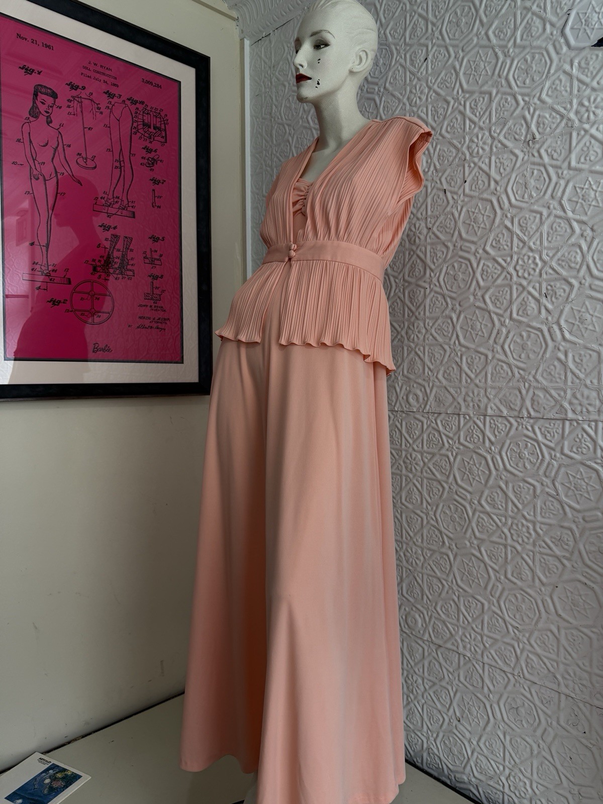 vintage 1970s peach gown-Prom-Party-Bridal-S/M orange maxi dress Femme pink