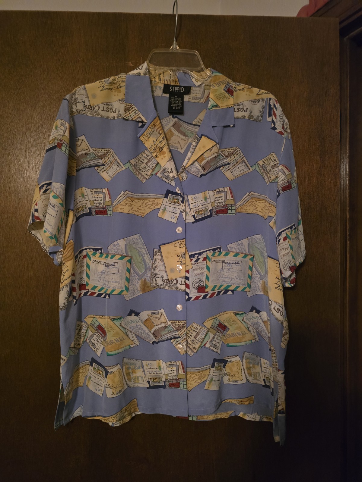 VINTAGE STUDIO 3000 100% SILK XLG WOMEN’S BLOUSE – STAMPS, POSTCARDS