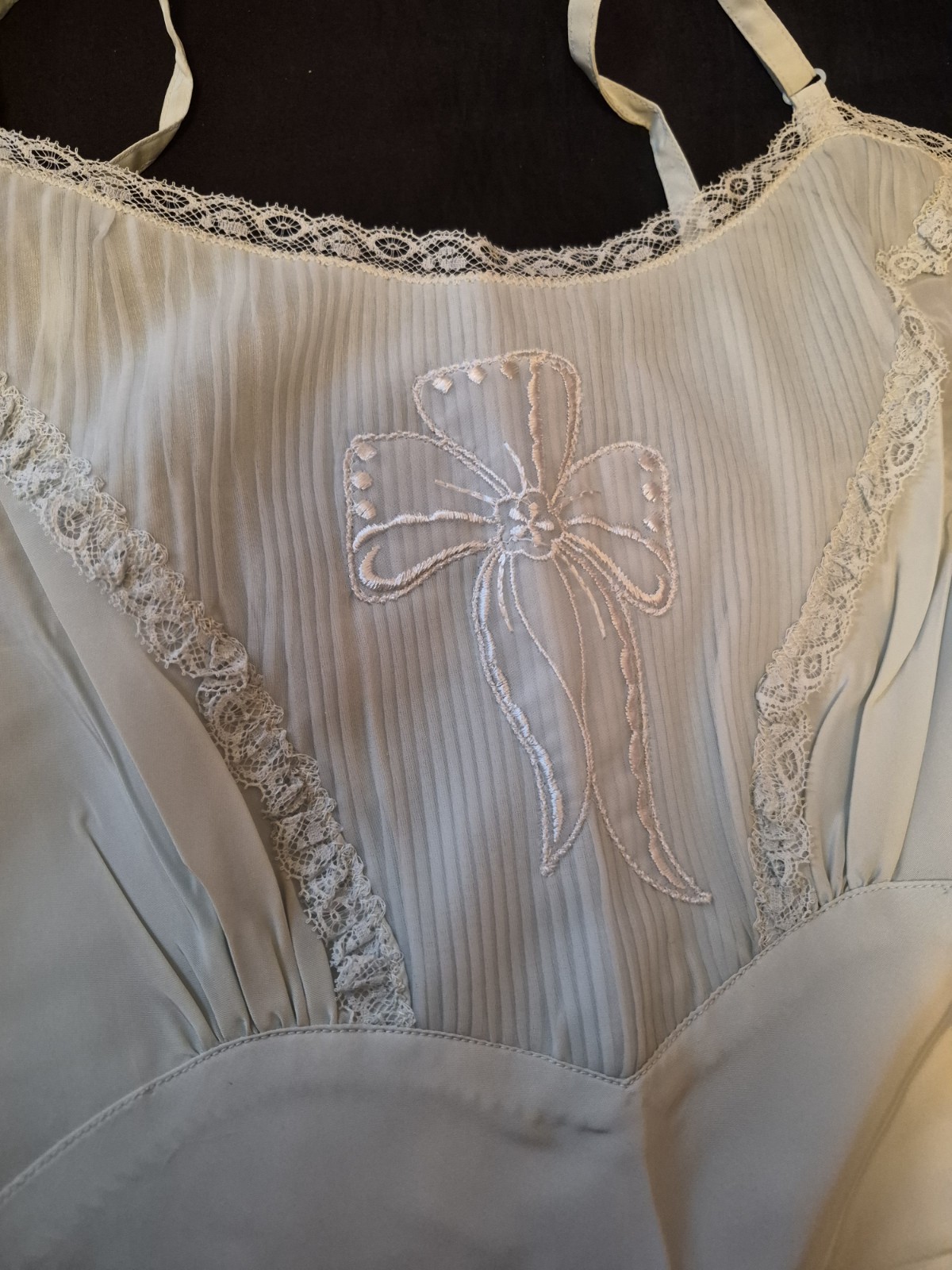 Vintage NWOT Blue Rayon Carillon Full Slip Size 34