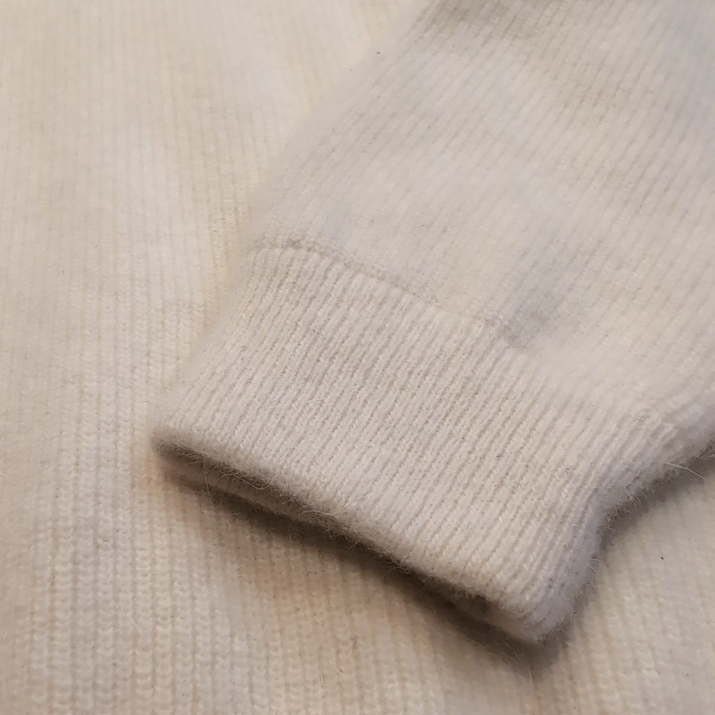 Lambswool Angora Fuzzy Sweater Cream 1/4 Button Large Collar Size Medium Vintage