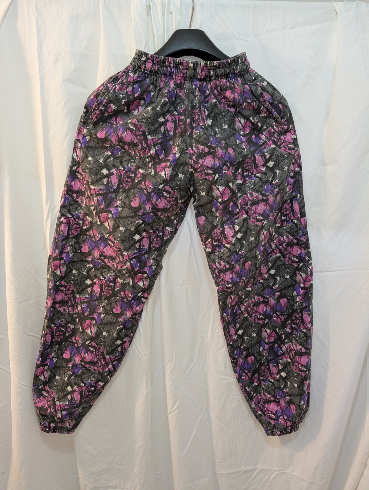#120, 1980s Abstract Multi Colored, High Elastic Waist, light weight, Sz. small