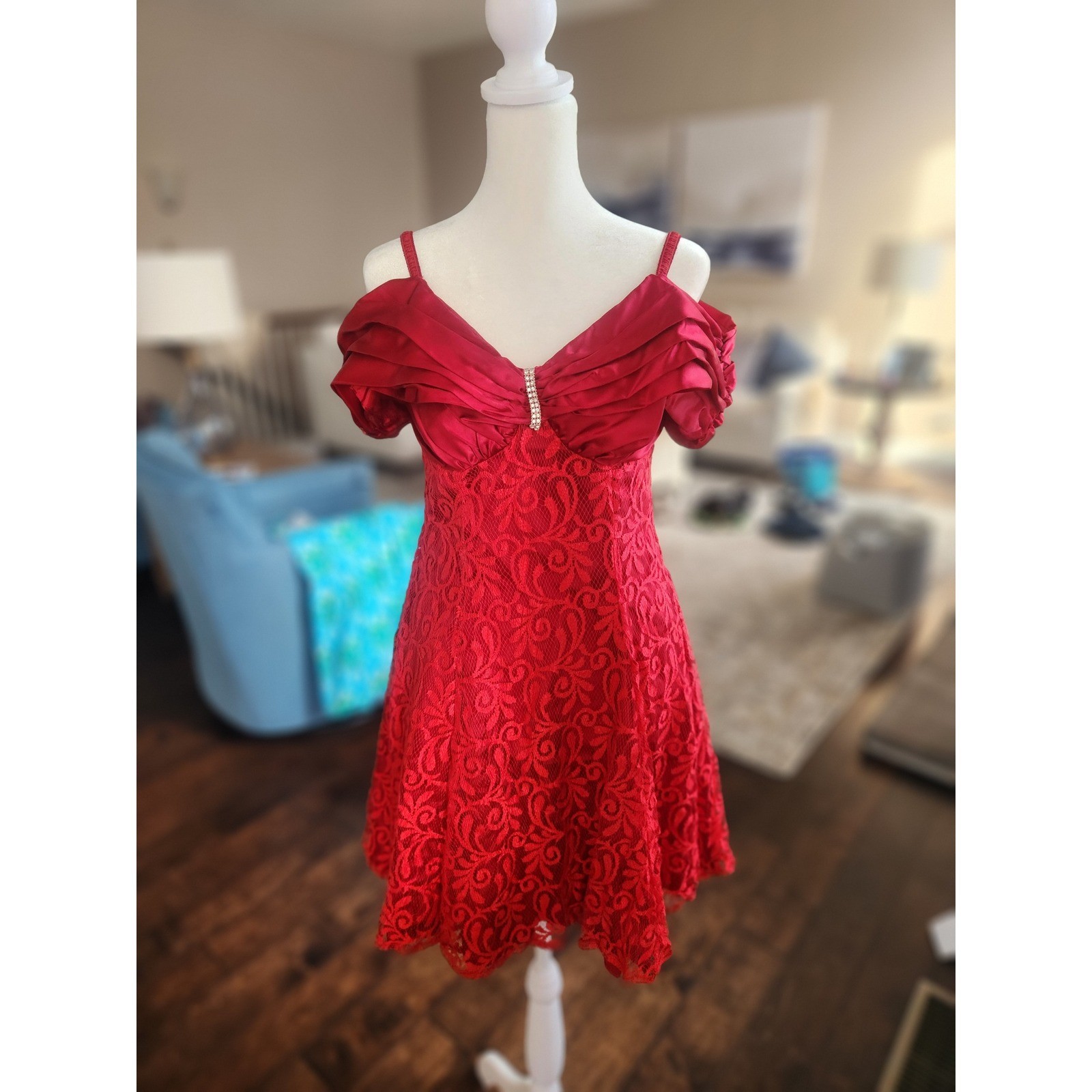 Mayvens of California Cocktail Dress Sz 5 Red Excellent Lace Satin Vintage prom