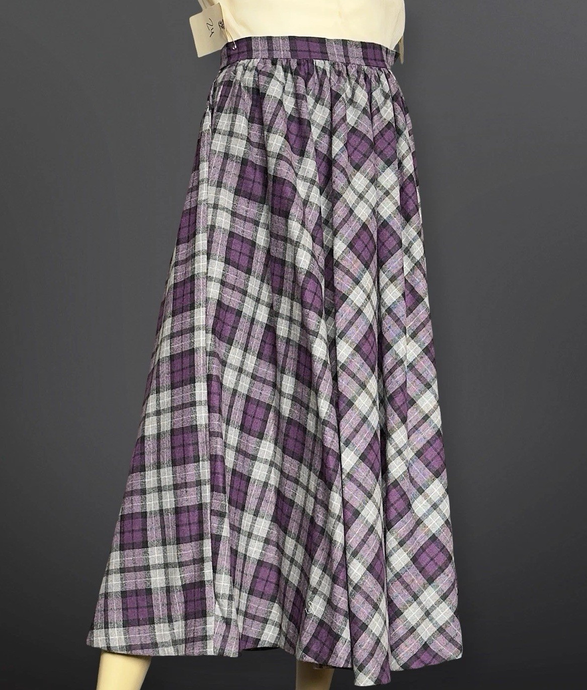 Vintage 1950s XS CIRCLE Skirt Felted Wool Purple Black Flecked Rockabilly Sony