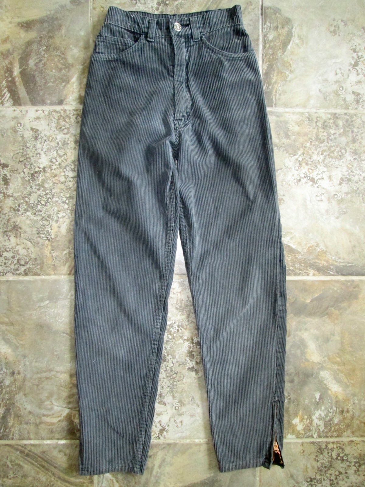 VTG Lawman Pants Juniors 21×27 High Waist Faded Black Corduroy Tapered Skinny