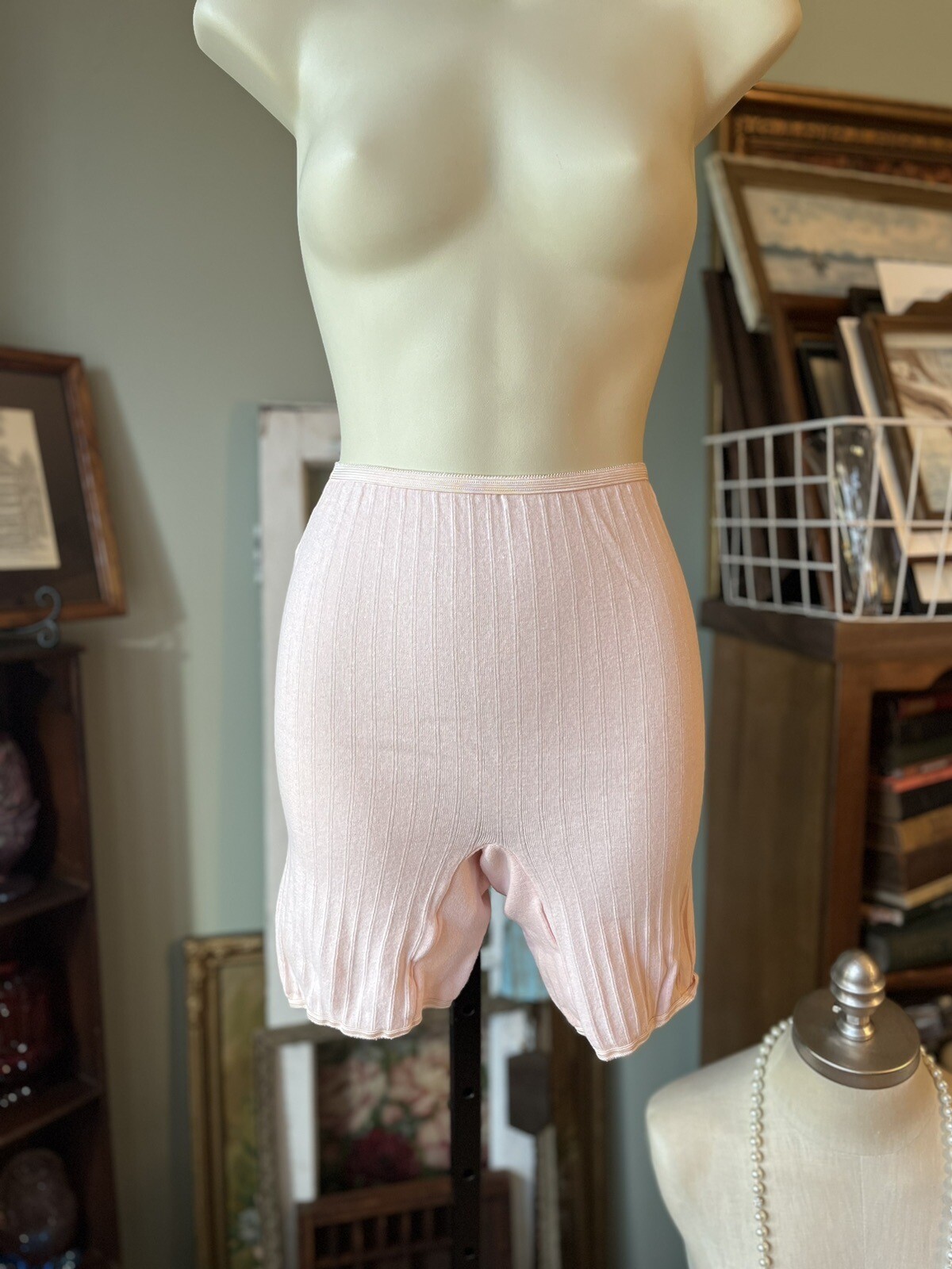 VTG 60-70s STRETCHY RIB KNIT HIGH WAISTED LONG LEG KNICKERS BLOOMERS PINK (1)