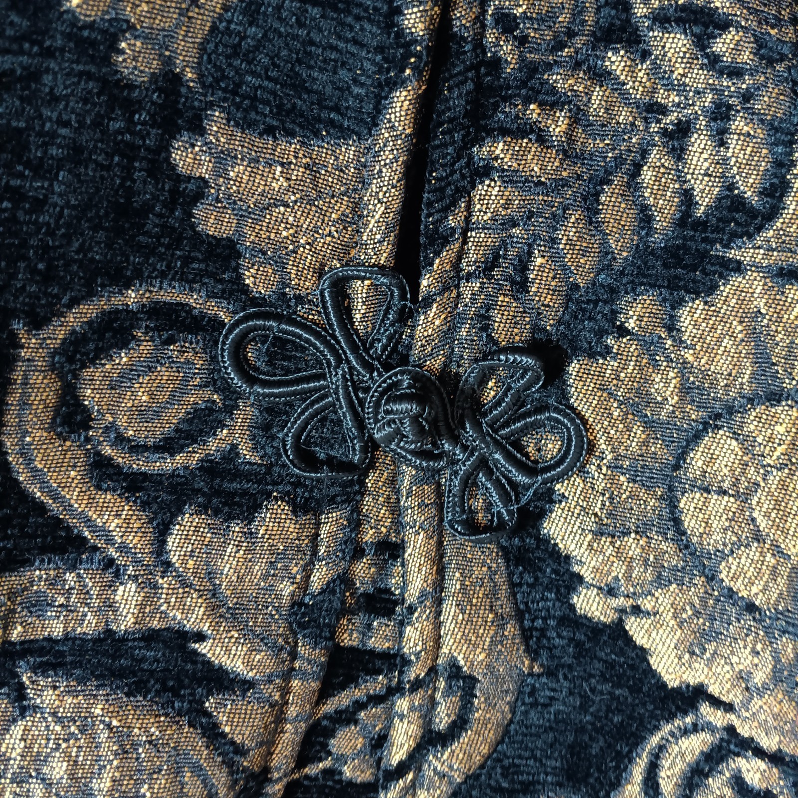 Baroque Rococo Style Y2K BROCADE Jacket M black Gold Floral Ornate Luxous Vtg