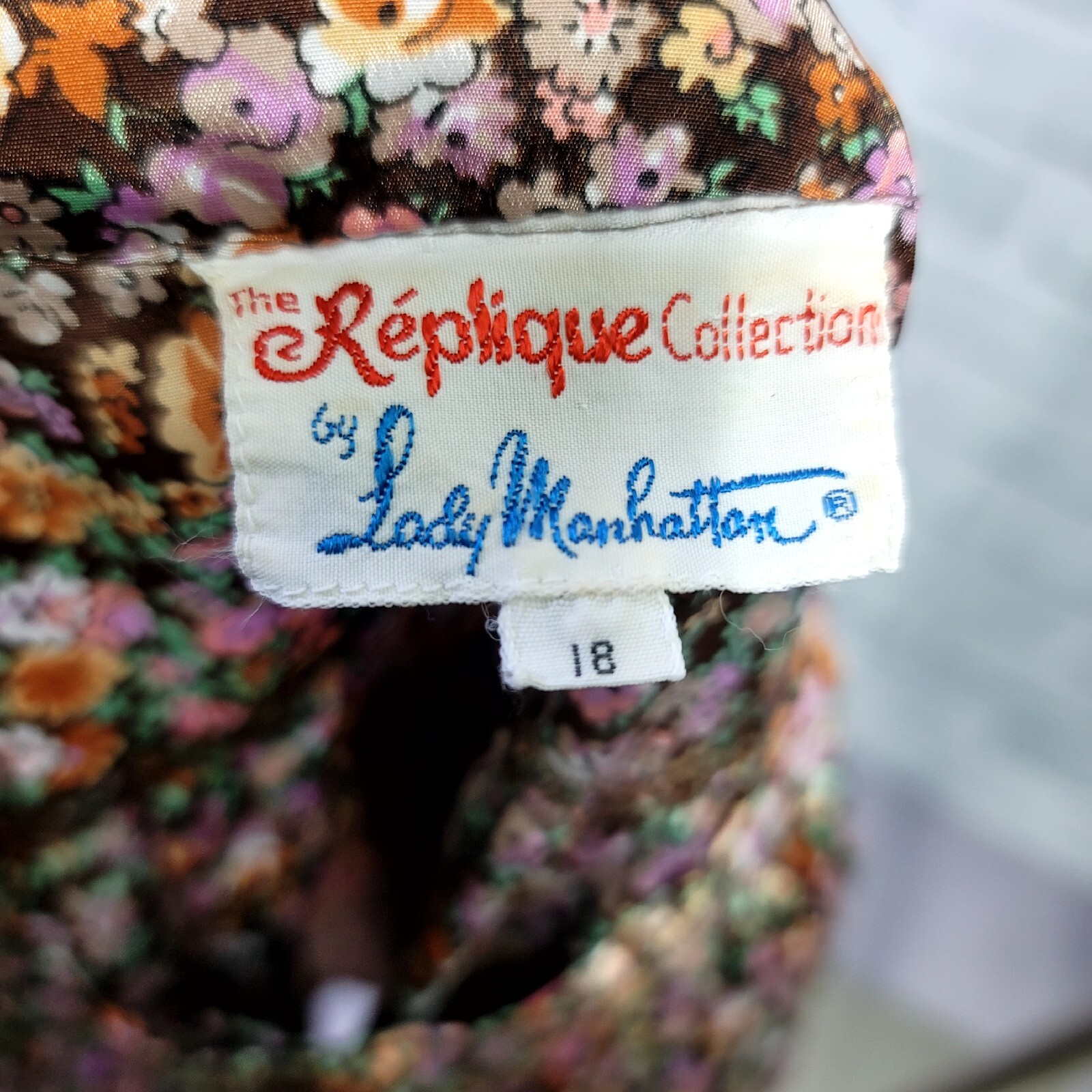 Vintage 70s Replique Collection by Lady Manhattan Womens XL Floral Blouse L/S
