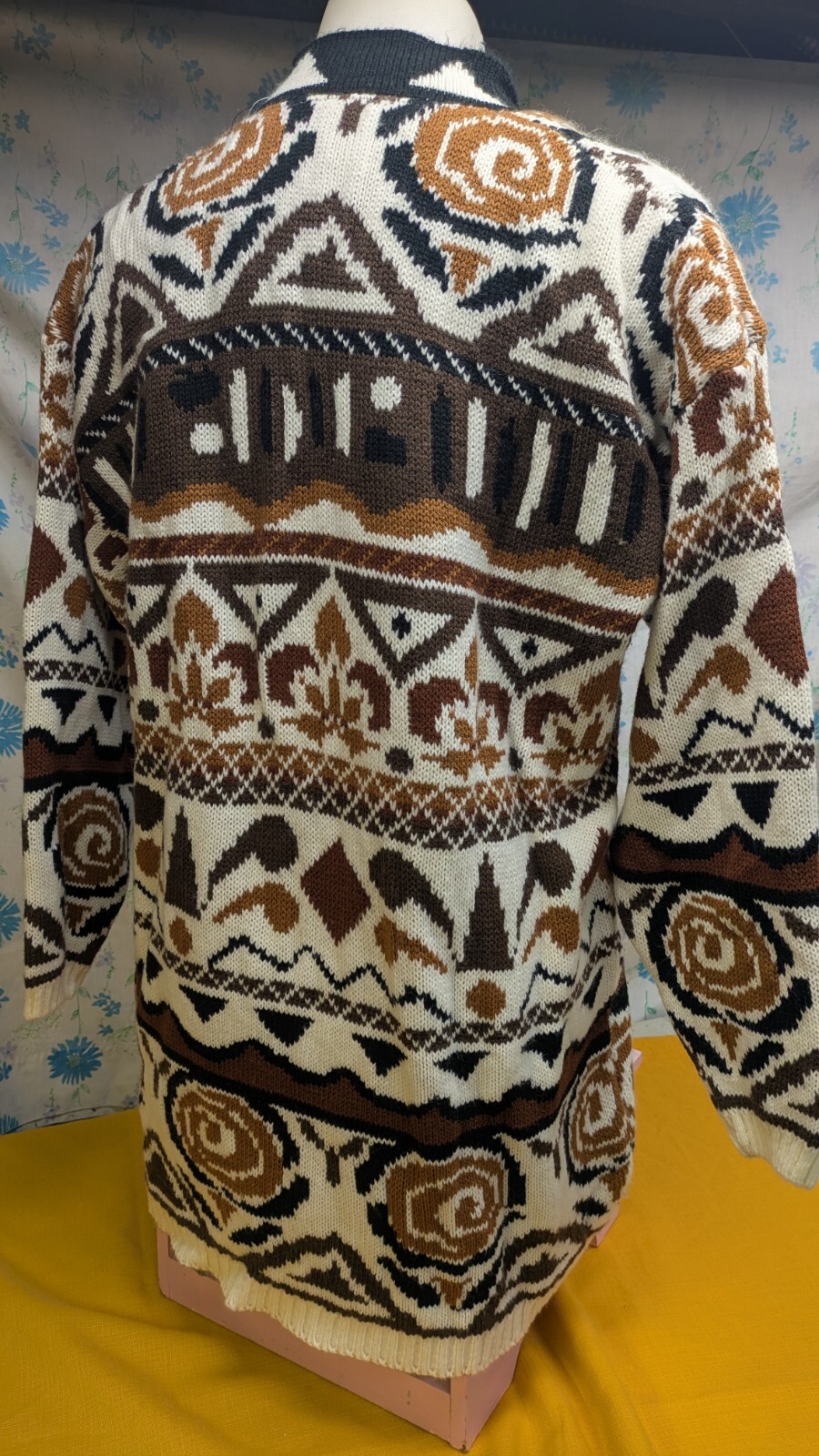 Cut 4U ’90s Comfy Sweater