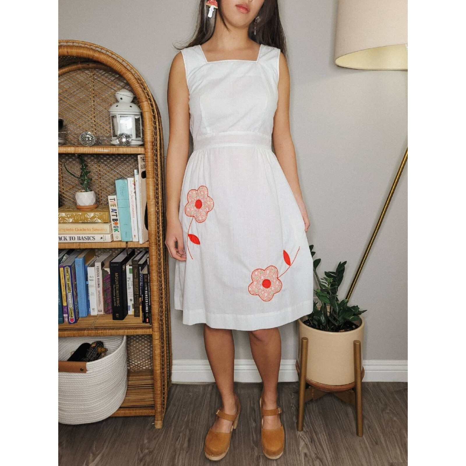 Vintage 70s White Cottagecore Red Flower Applique Apron Dress, Concept 70s Swirl