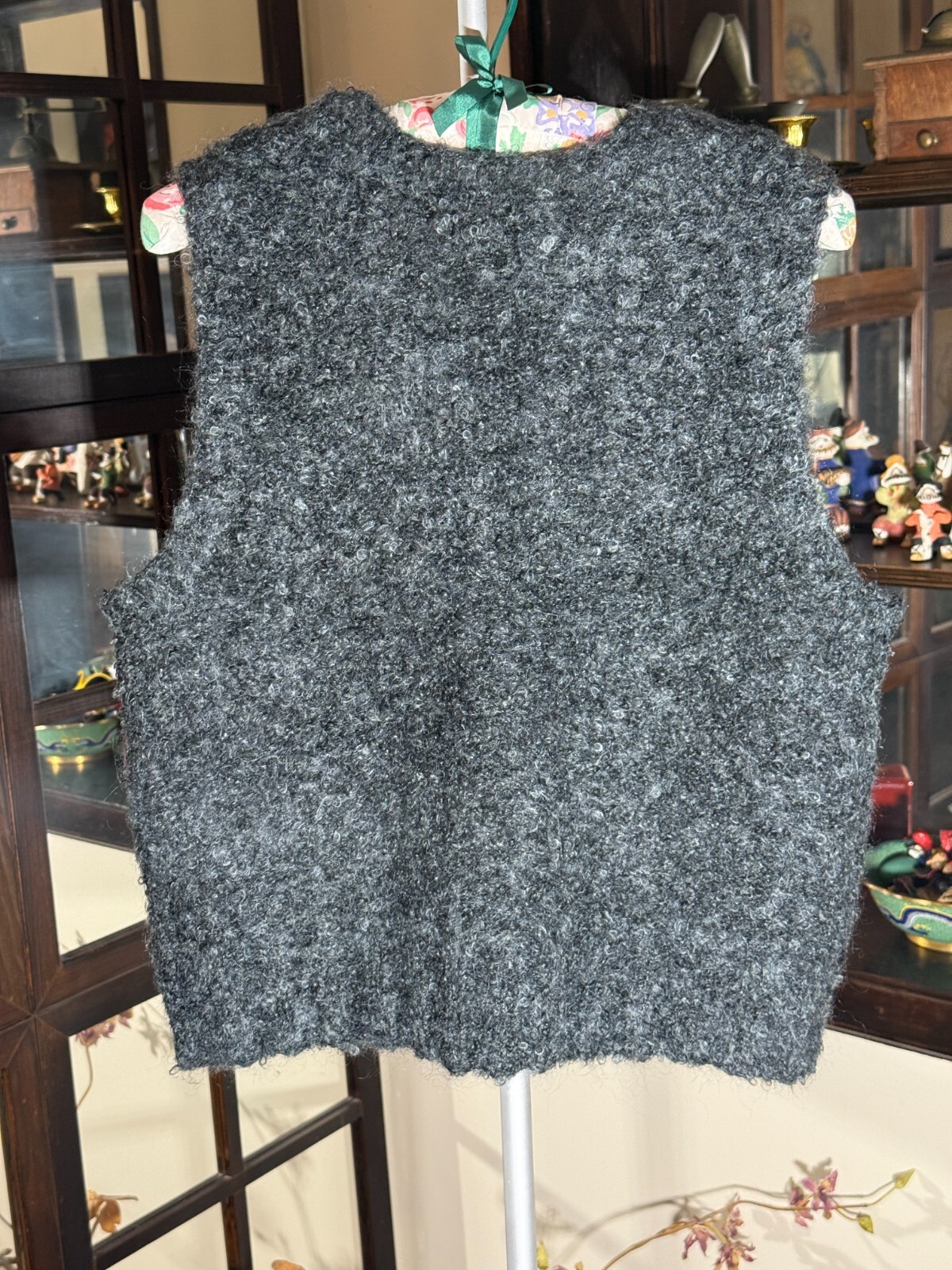 Vintage Portraits By Northern Isles Women Hand Made Mohair Blend Vest Size M/M