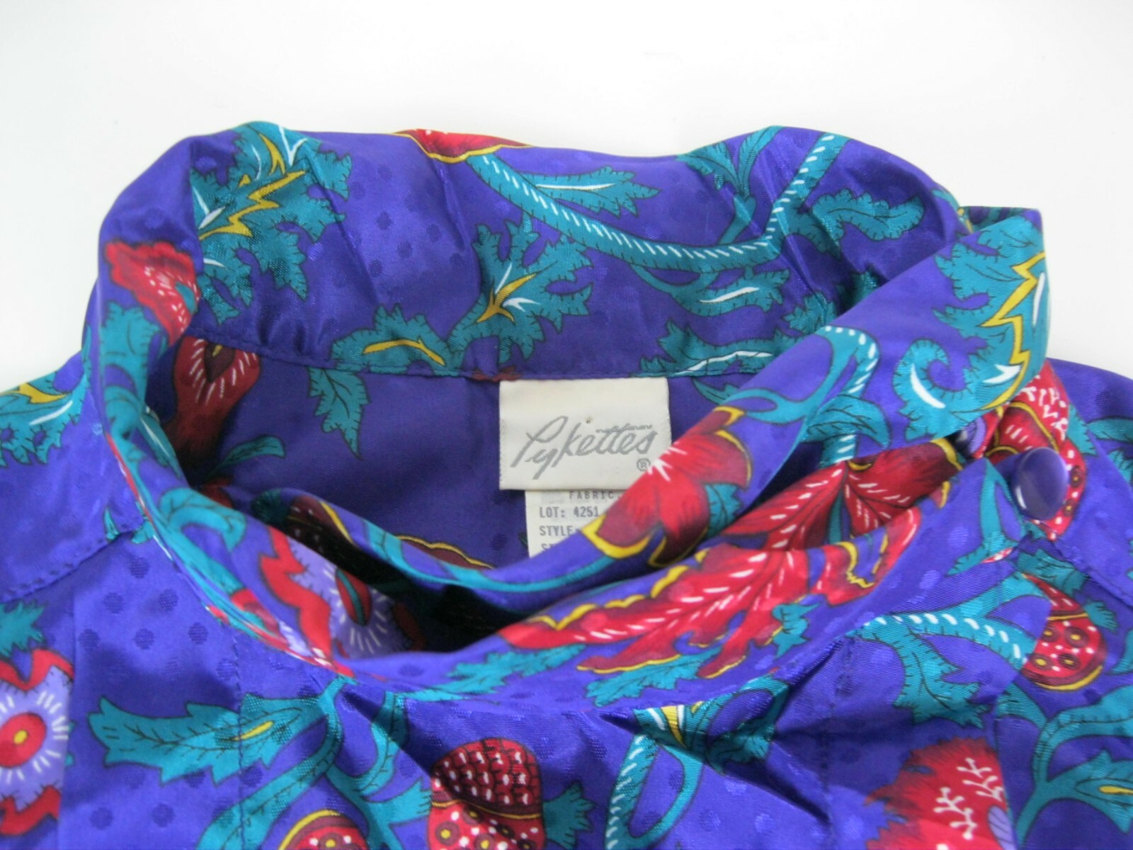 Pykettes Vintage Blouse Size 14 Purple Red Green Long Sleeve Hidden Button Front